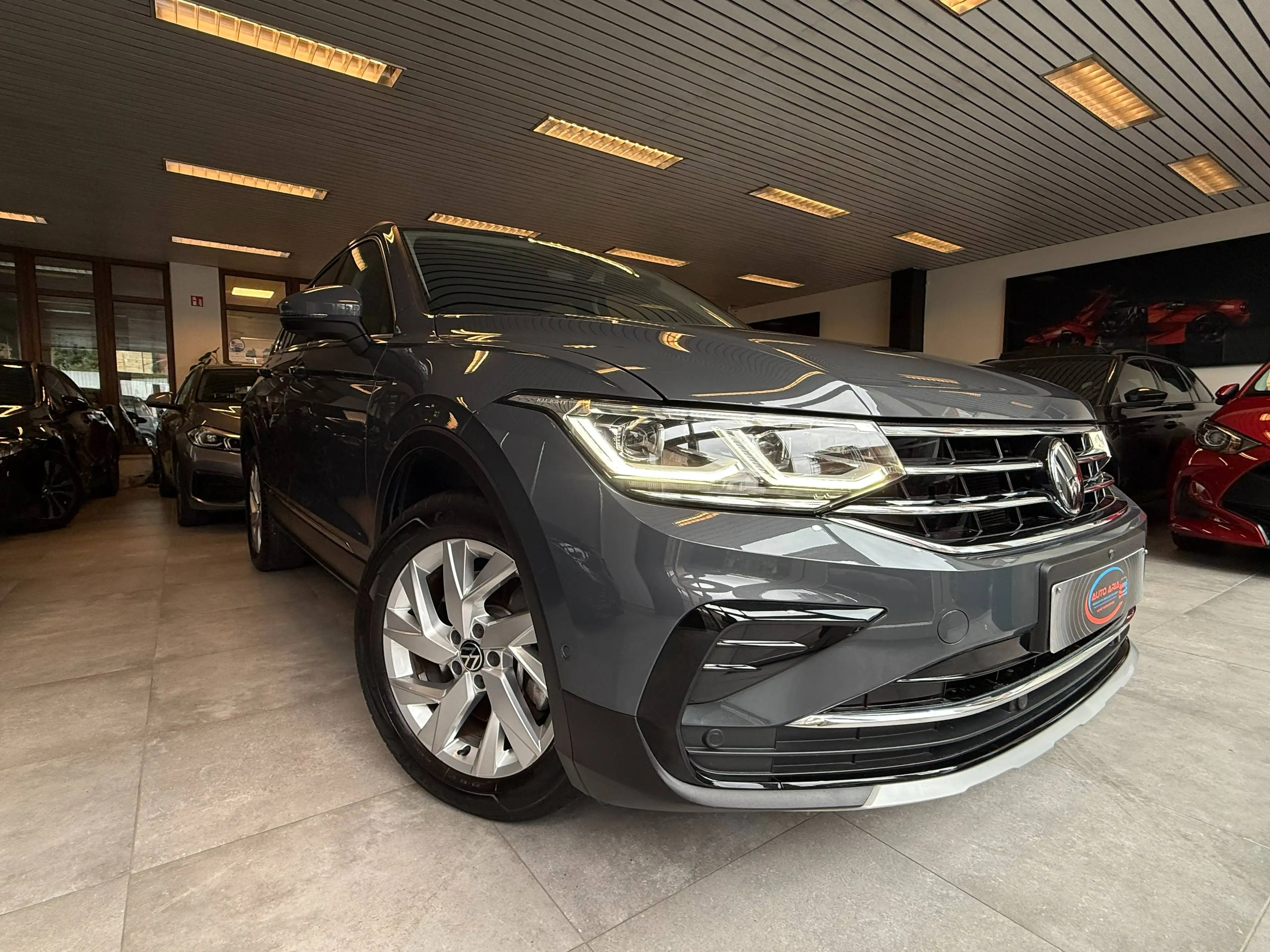 Volkswagen Tiguan Tiguan eHybrid 1.4 OPF DSG (180 kW) camera360°*garantie12m — photo 4