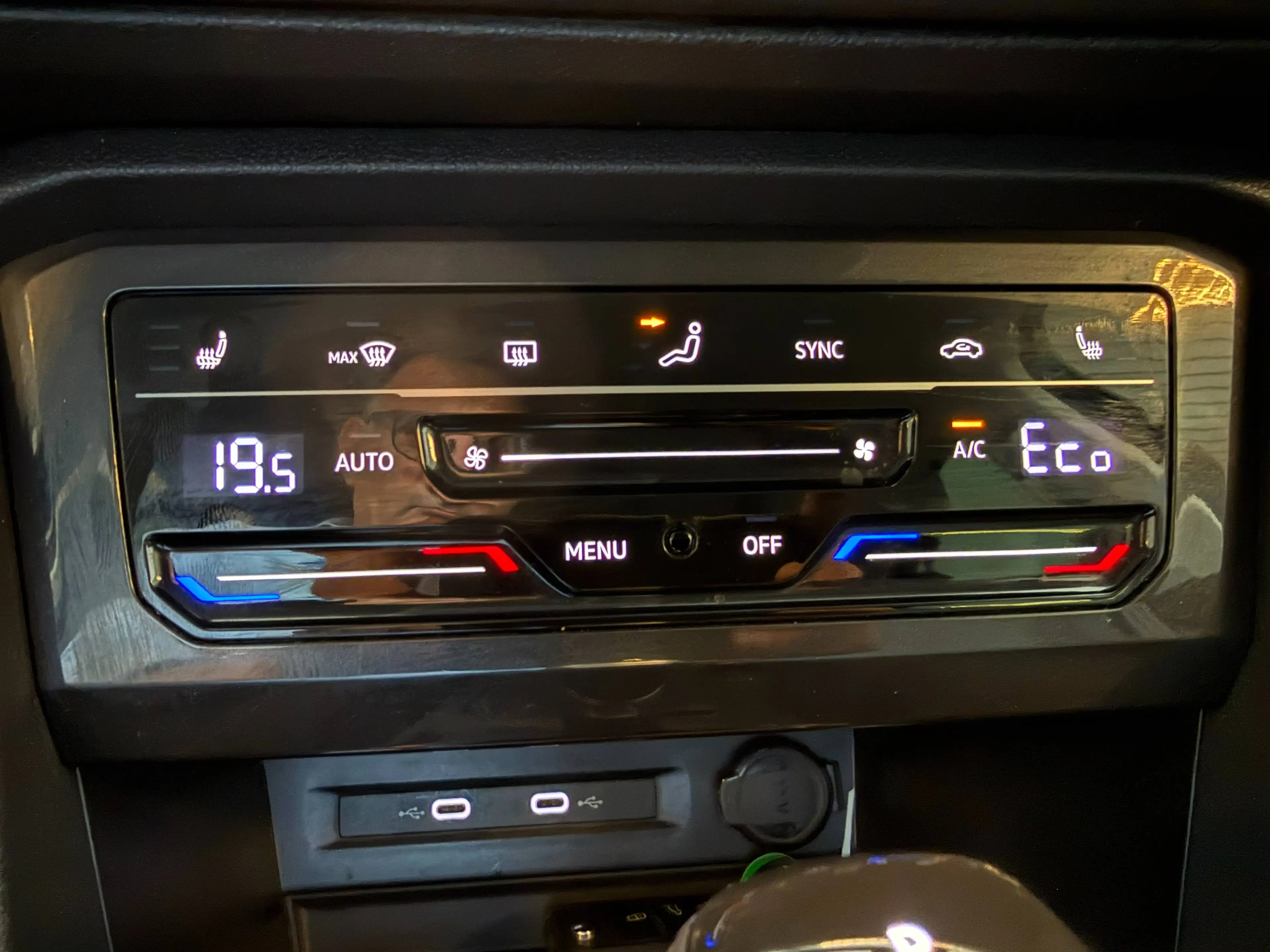 Volkswagen Tiguan Tiguan eHybrid 1.4 OPF DSG (180 kW) camera360°*garantie12m — photo 27