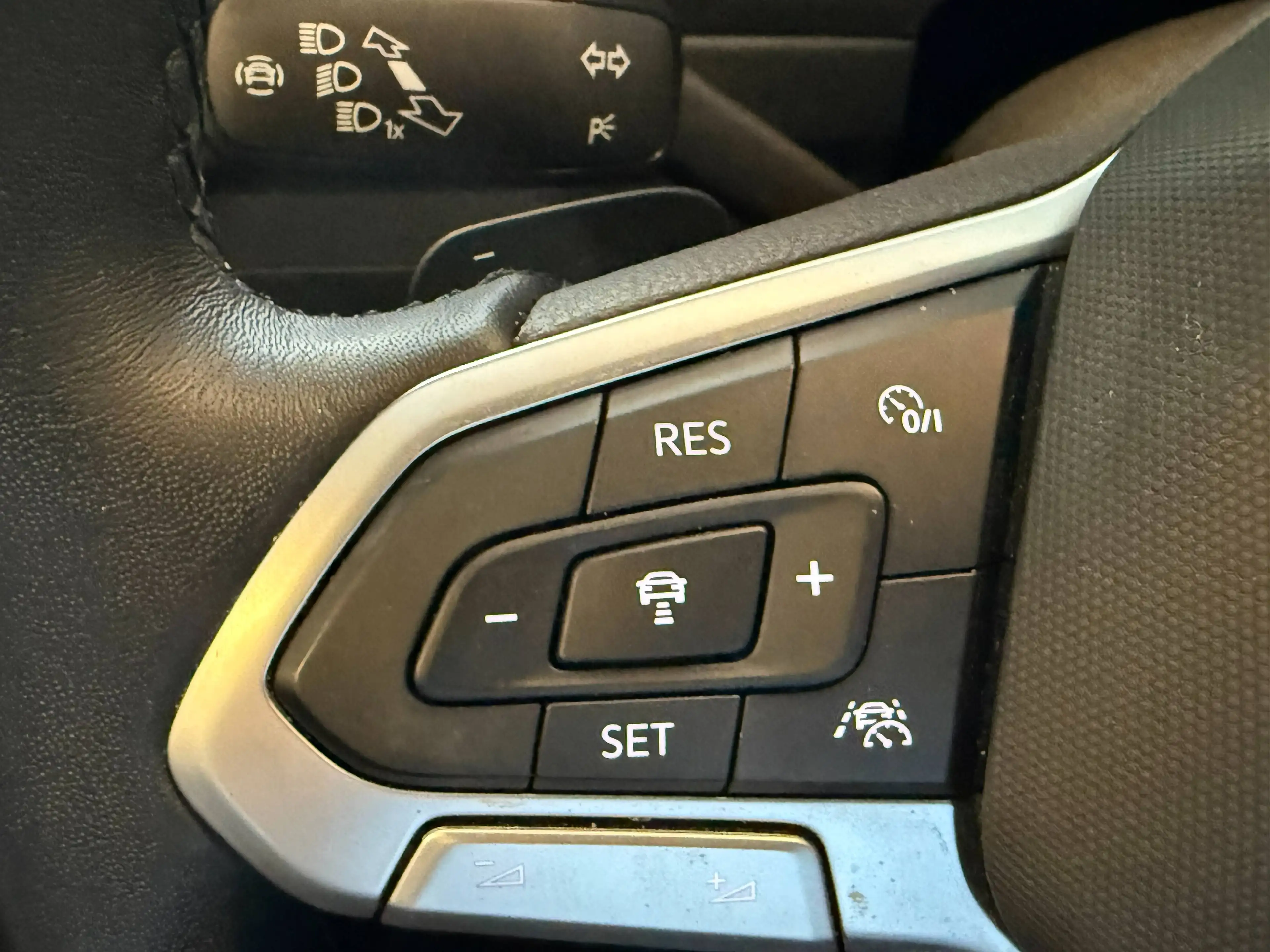 Volkswagen Tiguan Tiguan eHybrid 1.4 OPF DSG (180 kW) camera360°*garantie12m — photo 36