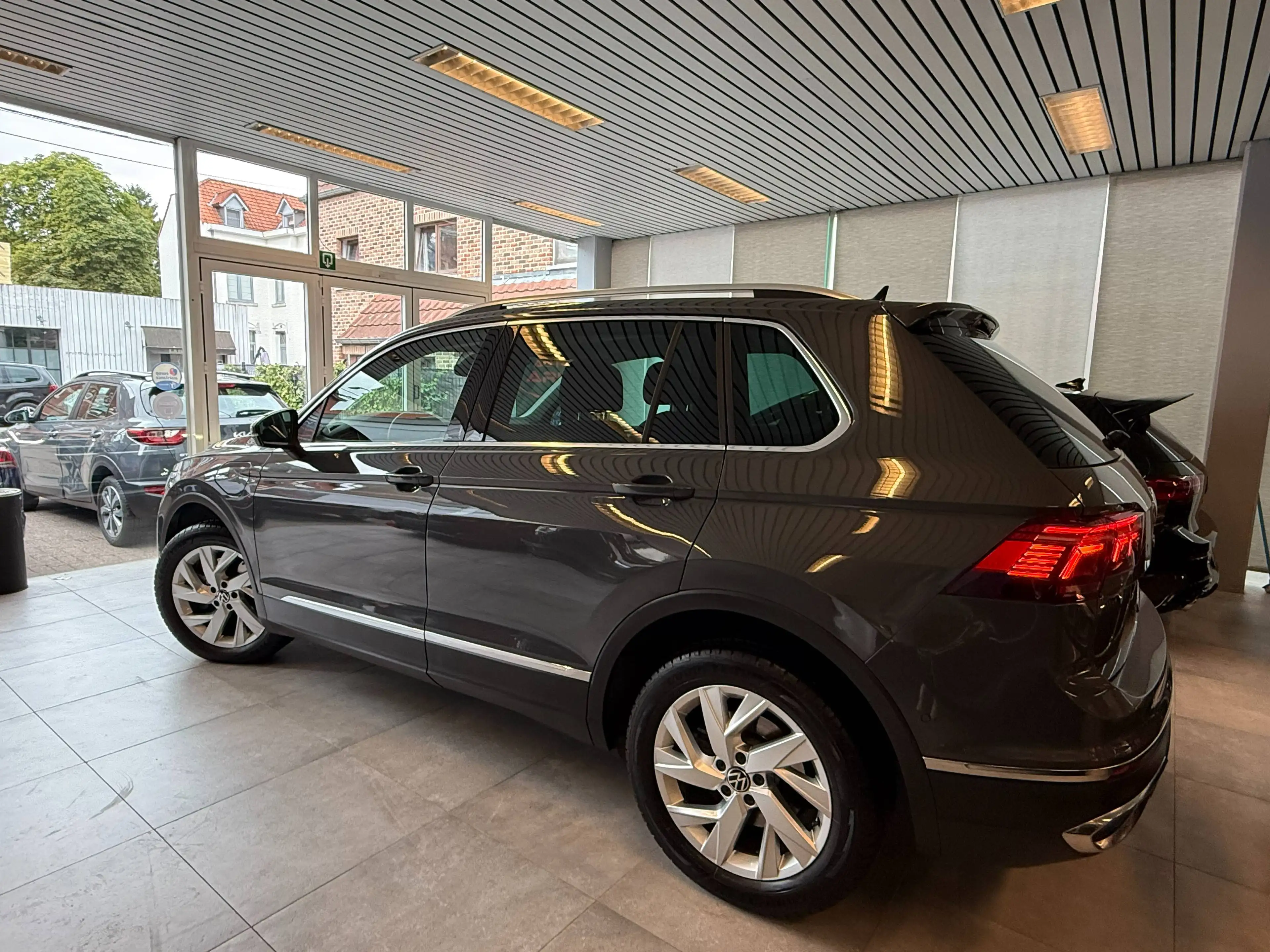 Volkswagen Tiguan Tiguan eHybrid 1.4 OPF DSG (180 kW) camera360°*garantie12m — photo 15