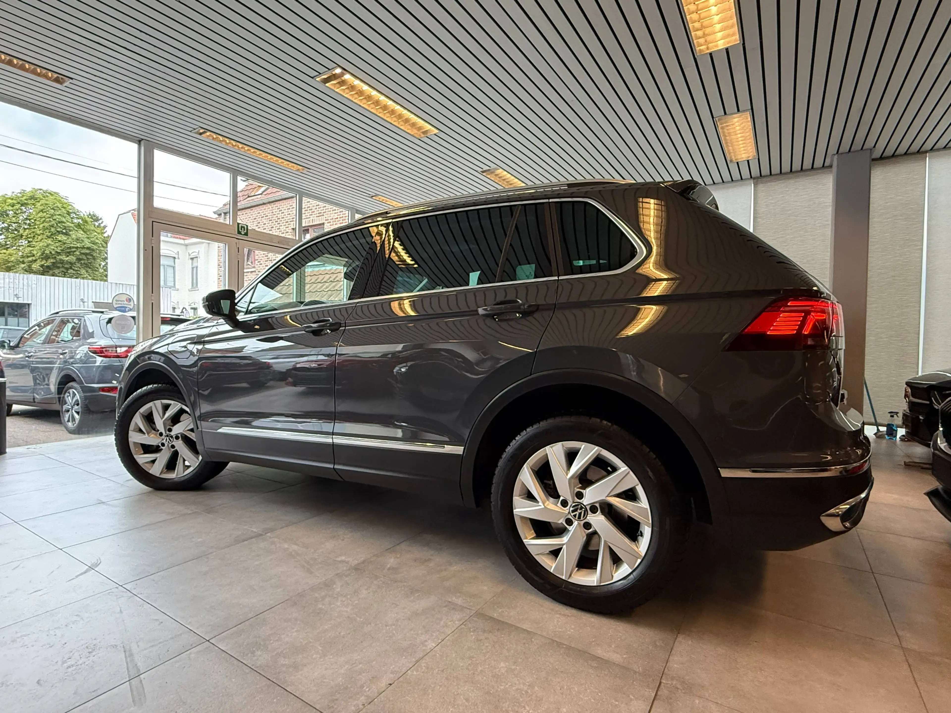 Volkswagen Tiguan Tiguan eHybrid 1.4 OPF DSG (180 kW) camera360°*garantie12m — photo 16