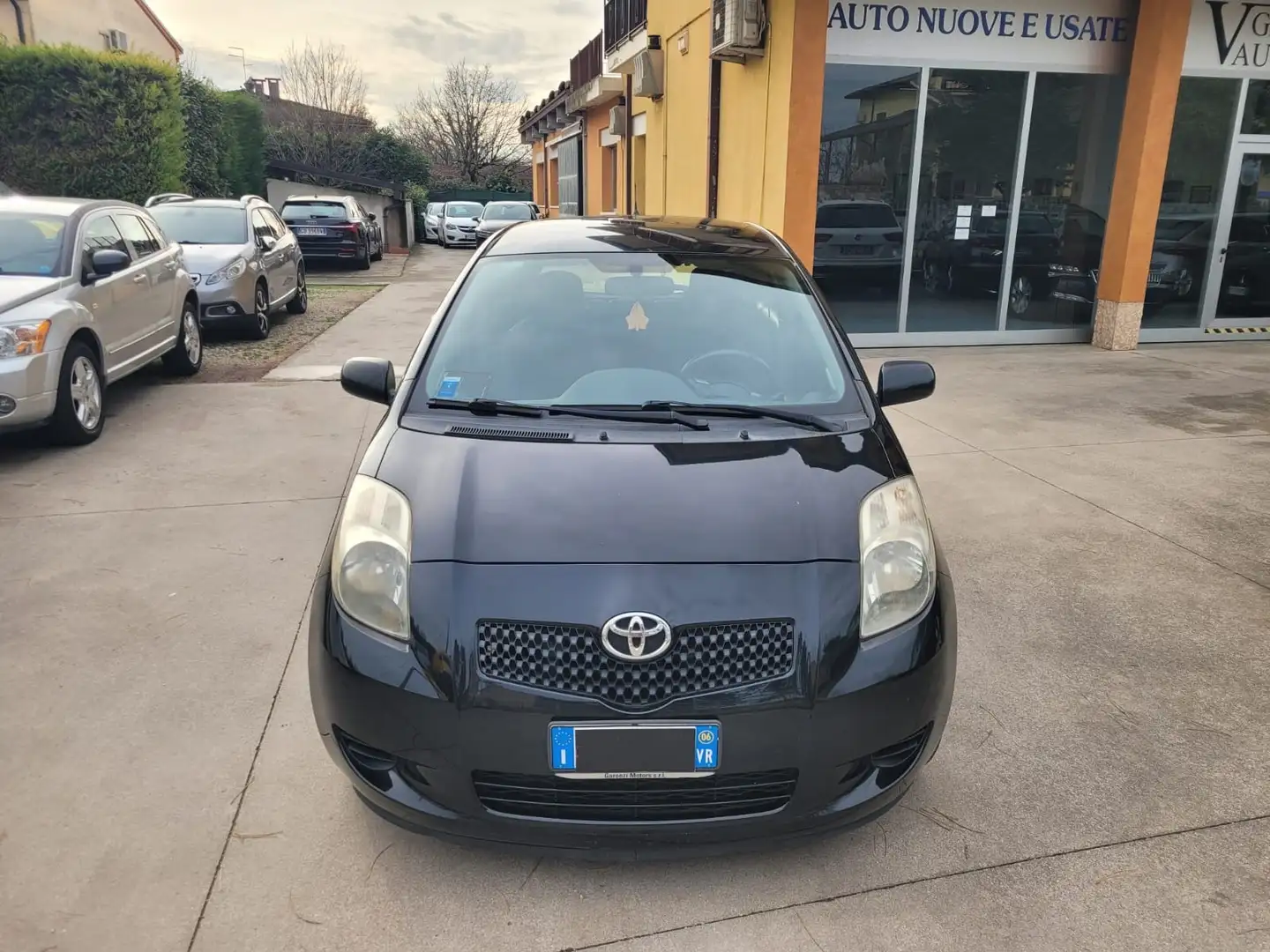 Toyota Yaris 2005 3p 1.0 Sol 132.000km! Nero - 2