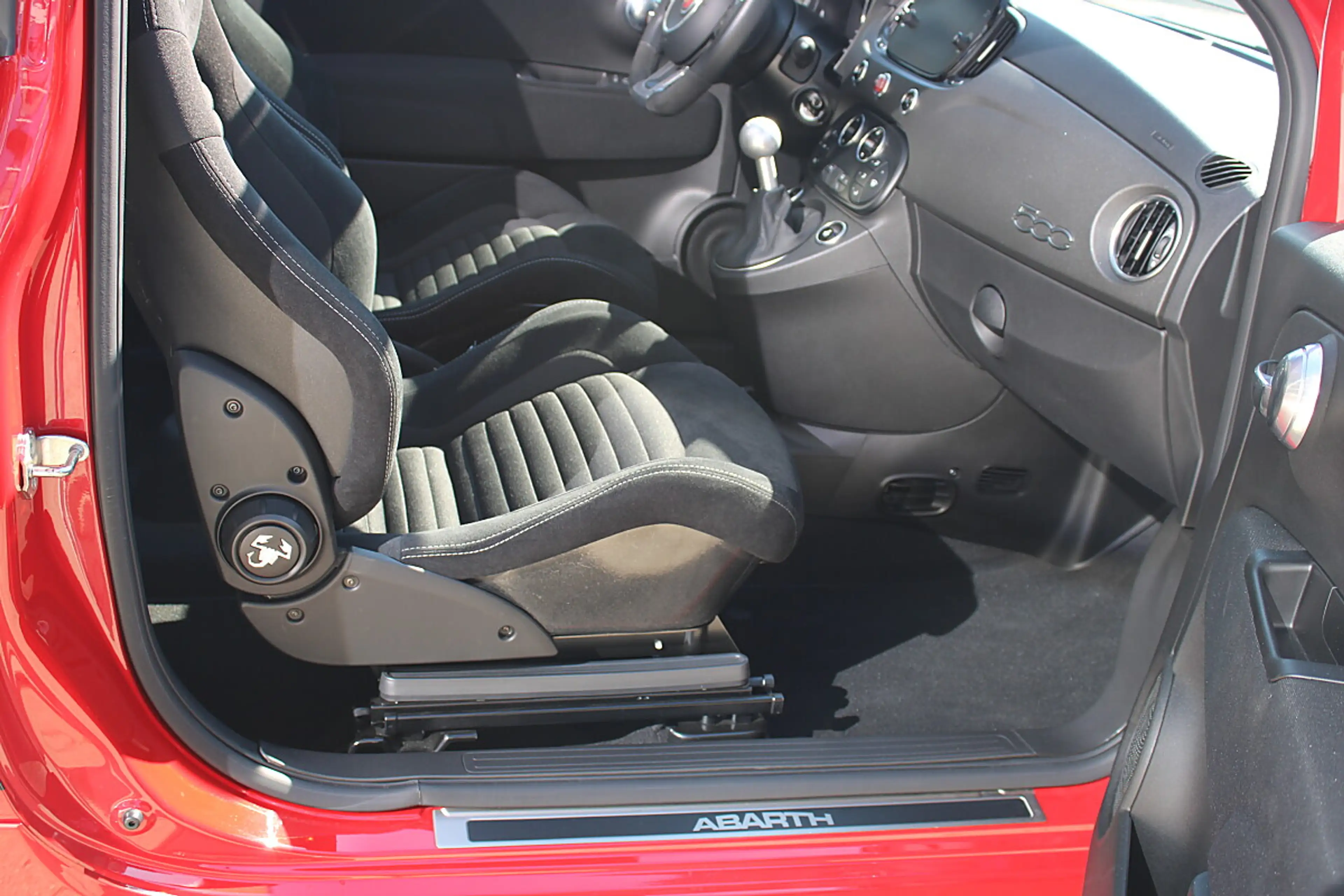 Abarth 595C Abarth 595C MTA — photo 4