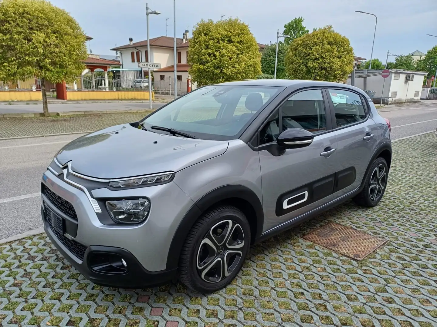 Citroen C3 C3 1.5 bluehdi Feel Pack s Grigio - 1