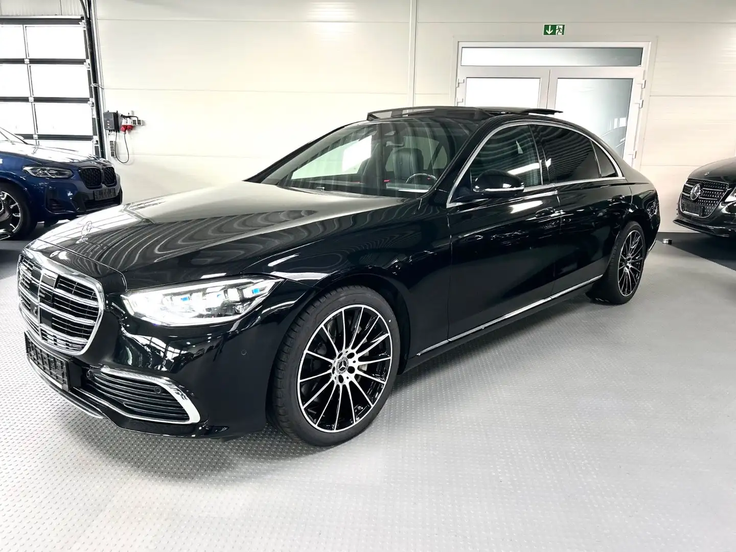 Mercedes-Benz S 350 S350d Lang -HUD-Pano-Belüft.Sitz-Burm-20Zo AMG Schwarz - 1