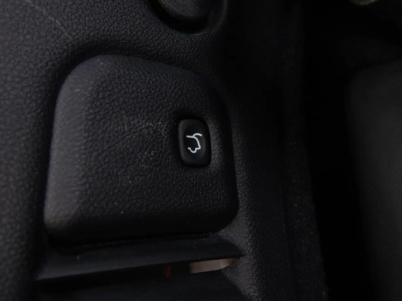 Dodge Durango 2023 — фото 28