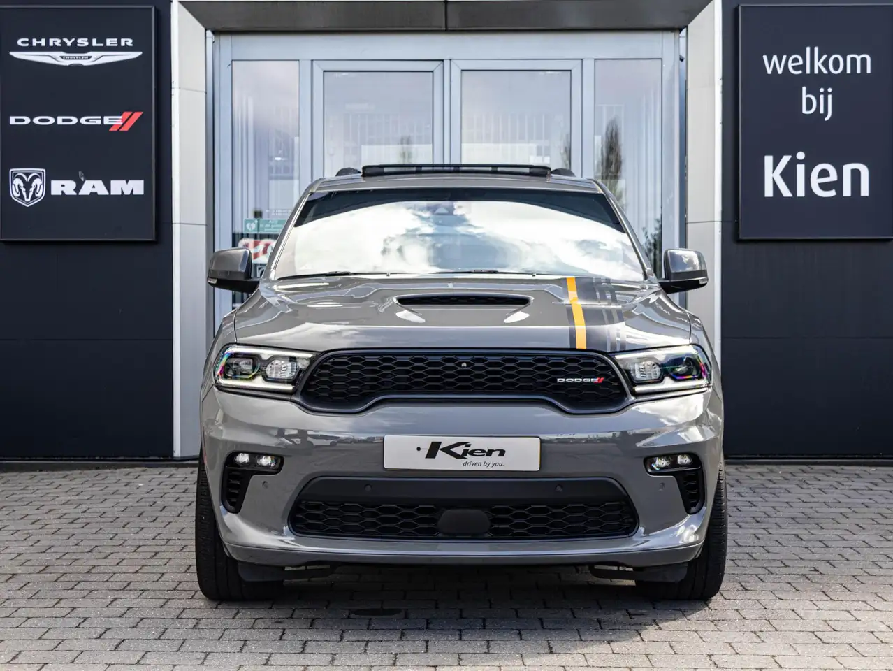 Dodge Durango 2023 — фото 12
