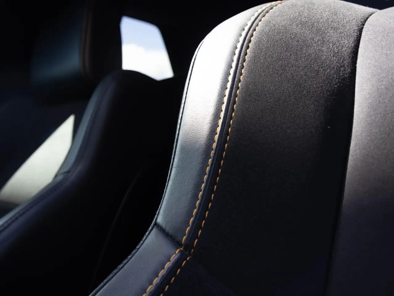 Dodge Durango 2023 — фото 24