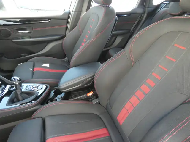 BMW 2 Series view 15