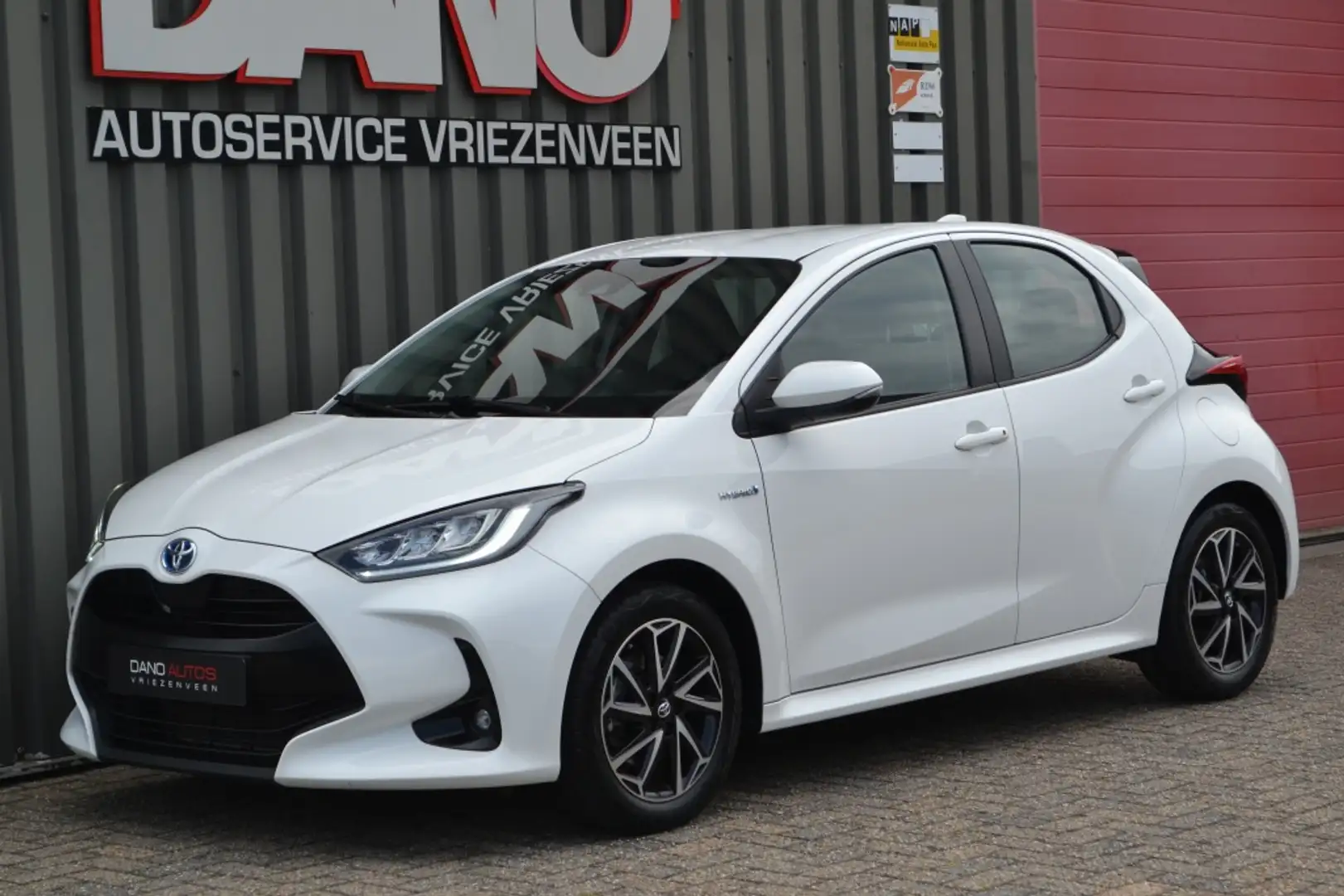 Toyota Yaris 1.5 Hybrid Dynamic LED/Camera/Navi/1e eigenaar Wit - 1