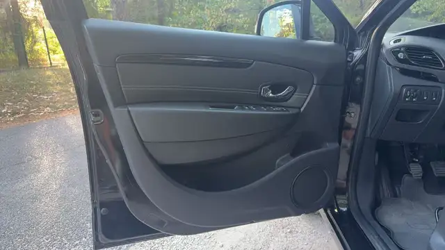 Renault Scenic view 7