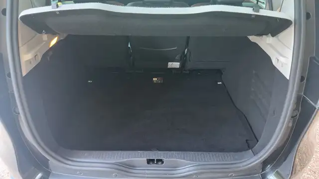 Renault Scenic view 14