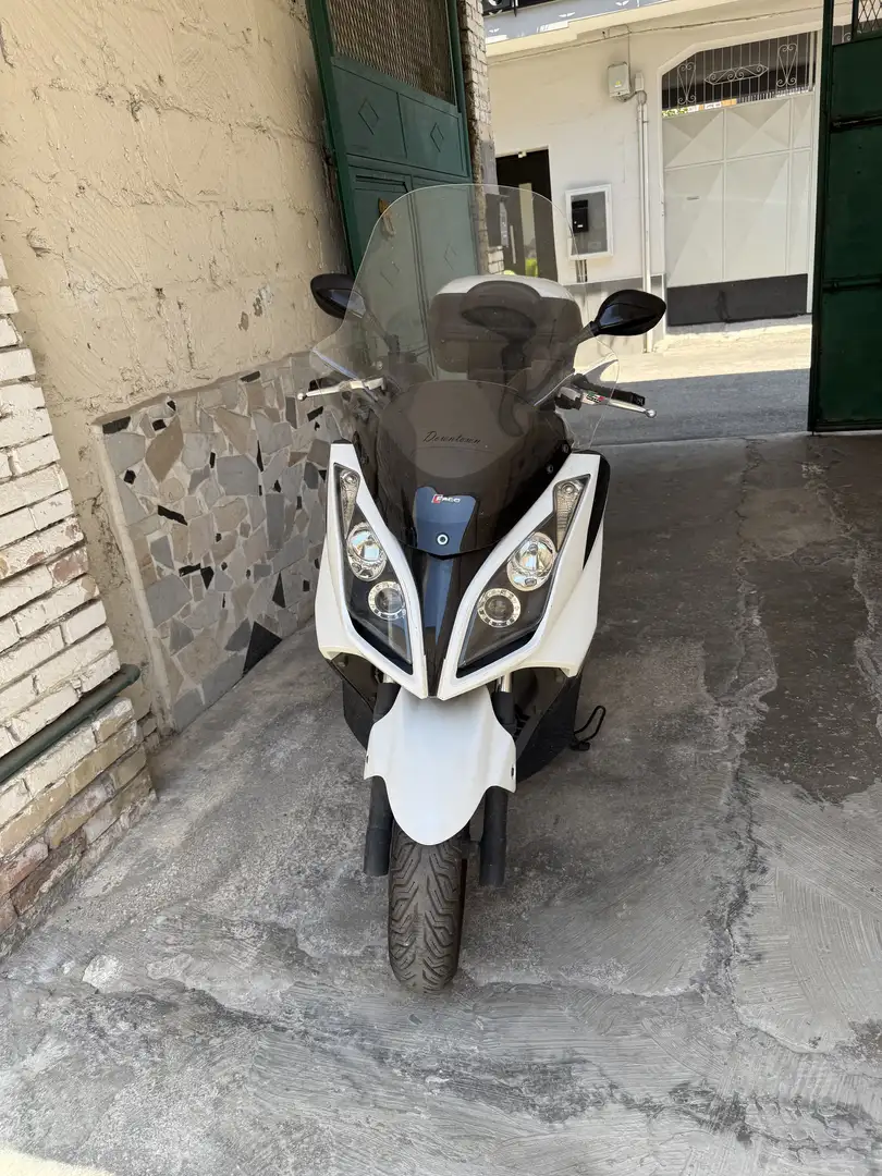 Kymco Downtown 300i - 1