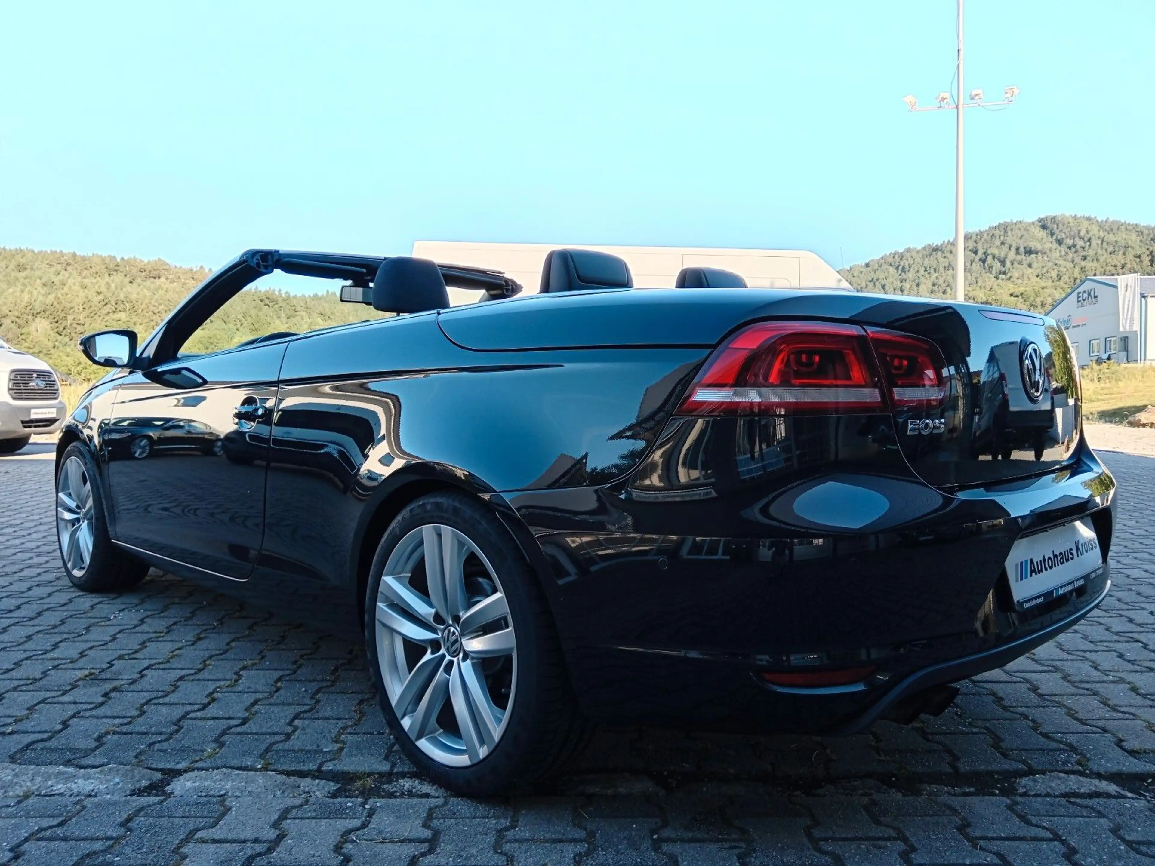 Volkswagen Eos * Standheizung * AHK * Parkassistent * Sport — photo 3