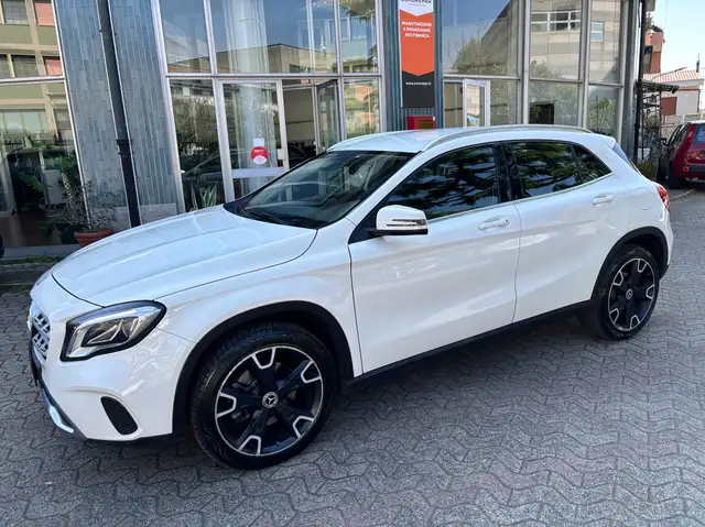 Mercedes-Benz GLA 220 GLA 220 Business 4Matic Automatica TAGLIANDI UFFICIALI
