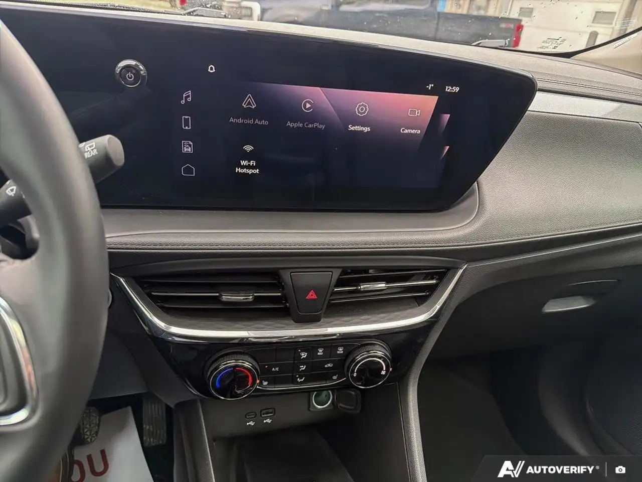 Buick Encore снимка Buick Encore