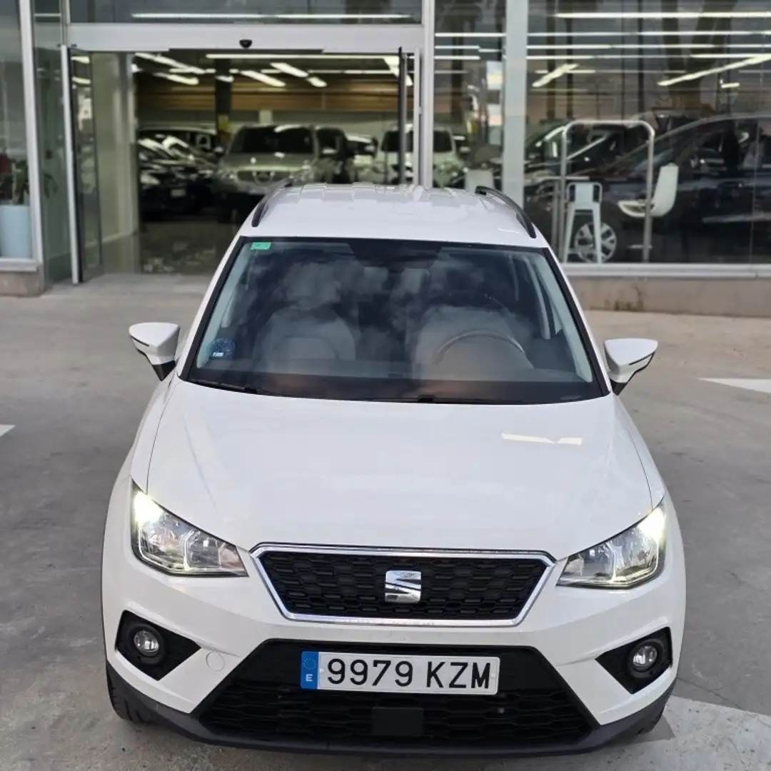 SEAT Arona 1.0 TGI S&S Reference 90 Blanc - 1