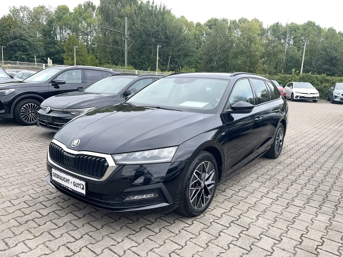 Skoda Octavia Combi Clever 1.0 TSI Navi Kessy Kam LM17 Noir - 1