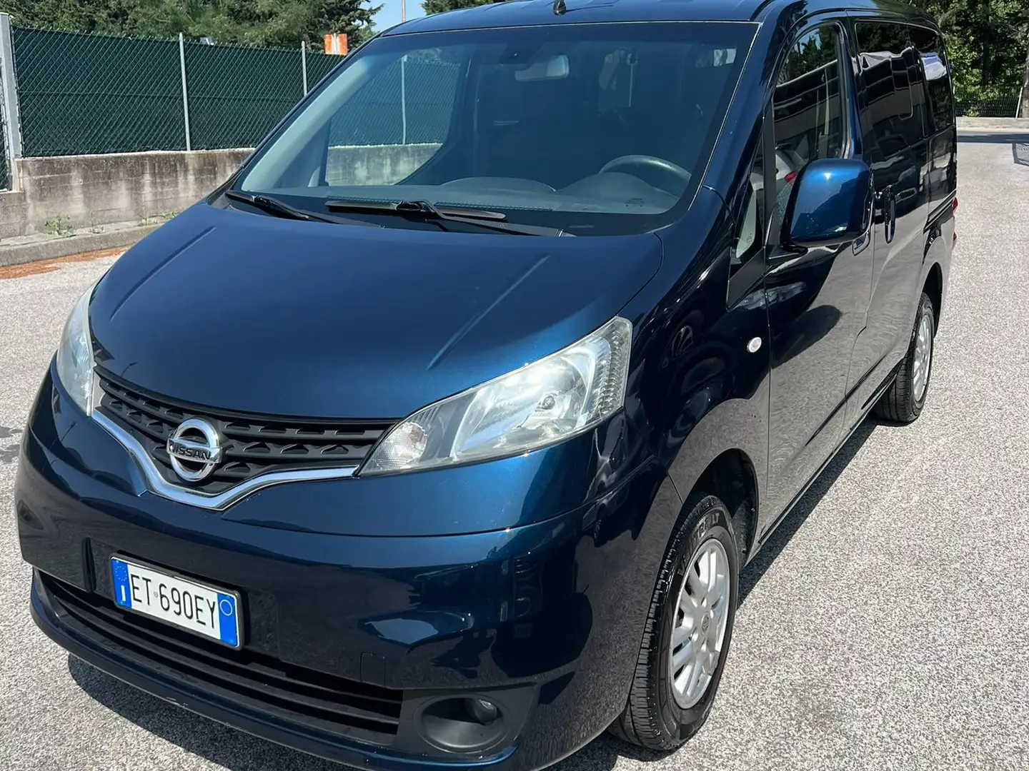 Nissan Evalia Evalia 1.5 dci N-Tec 110cv my13 Modrá - 1