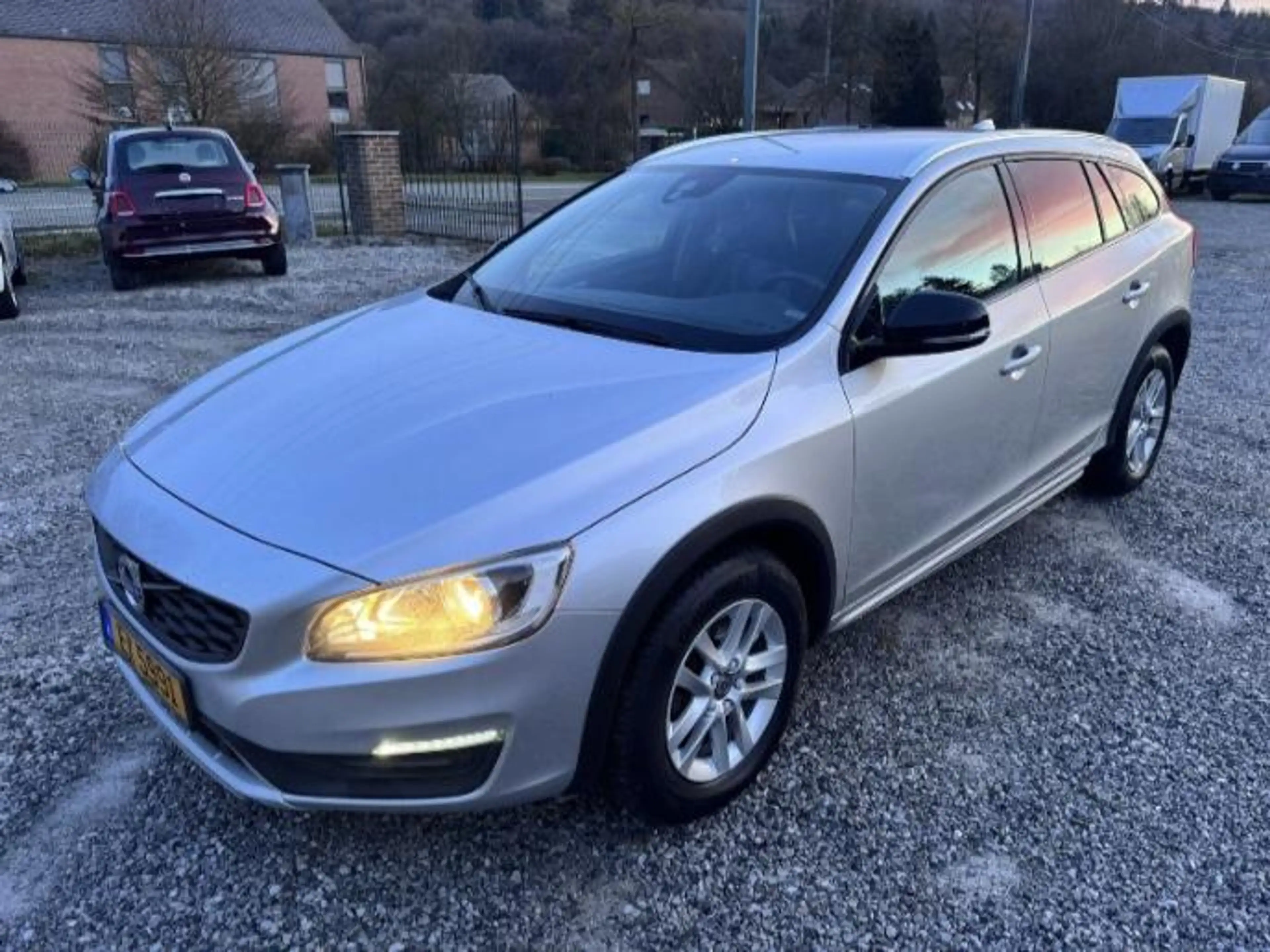 Volvo V60 Cross Country PRIX EXPORT MARCHAND +32495887361