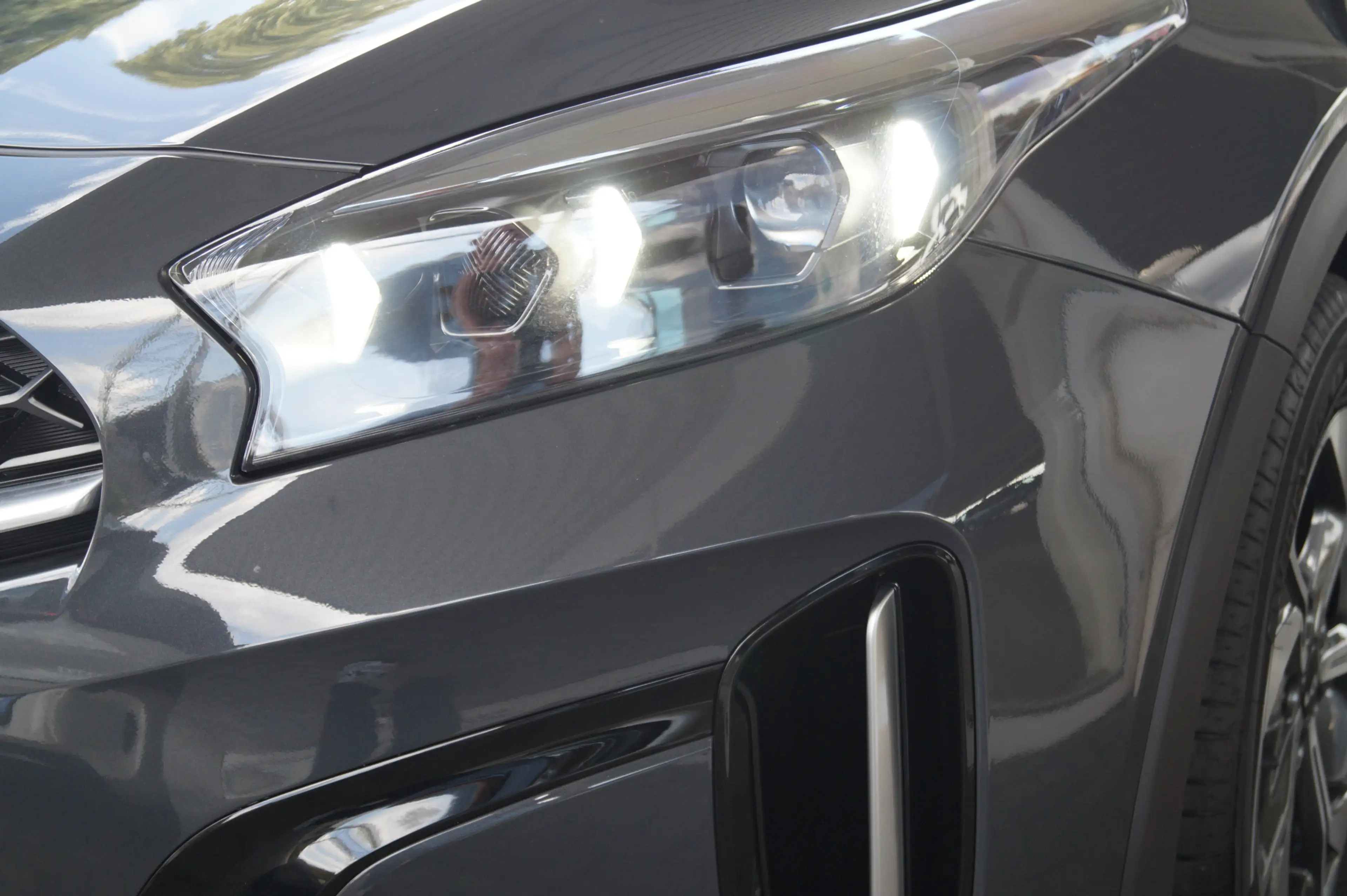 Kia XCeed 1.6 T-GDI Vision AUT-NAVI-LED-SHZG-PDC- — photo 8