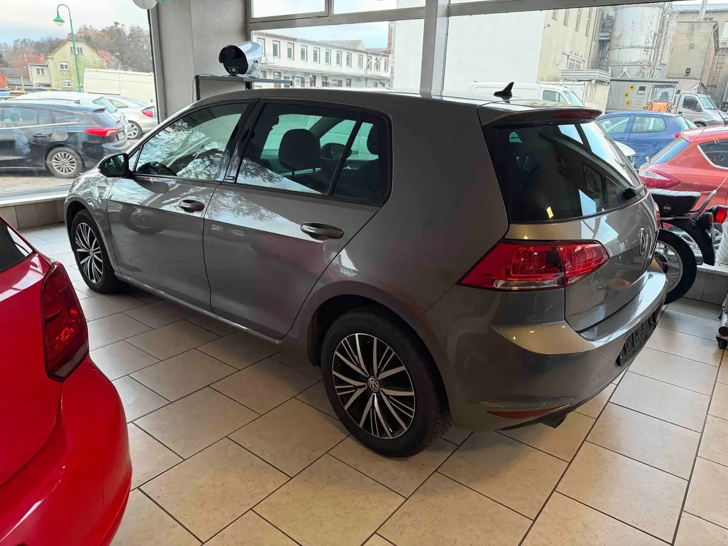 Volkswagen Golf VII Lim. Allstar BMT Grau - 1