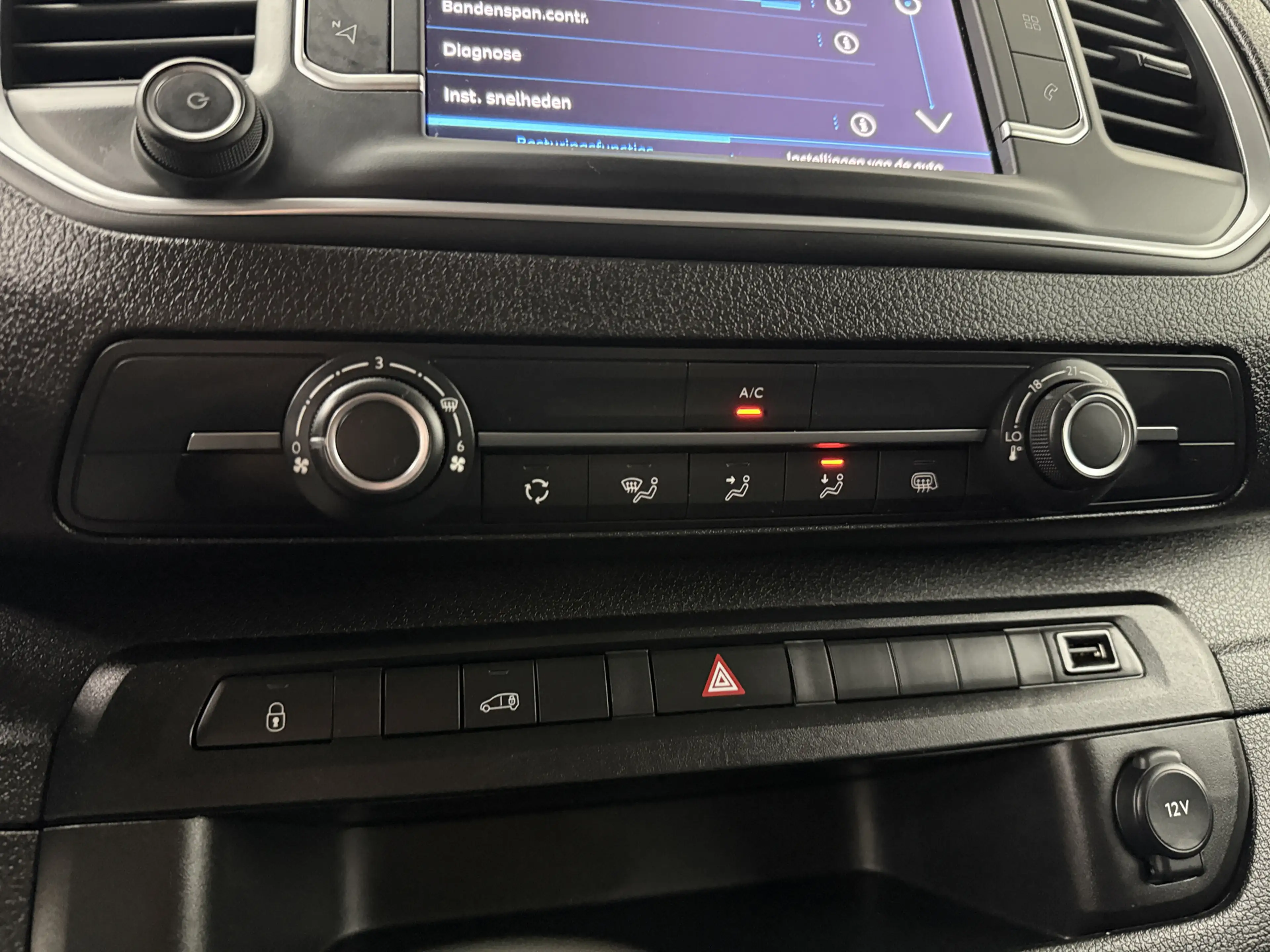 Peugeot Expert 2.0 BlueHDI 145PK S&S Lang | Multimedia | Navigati — photo 20