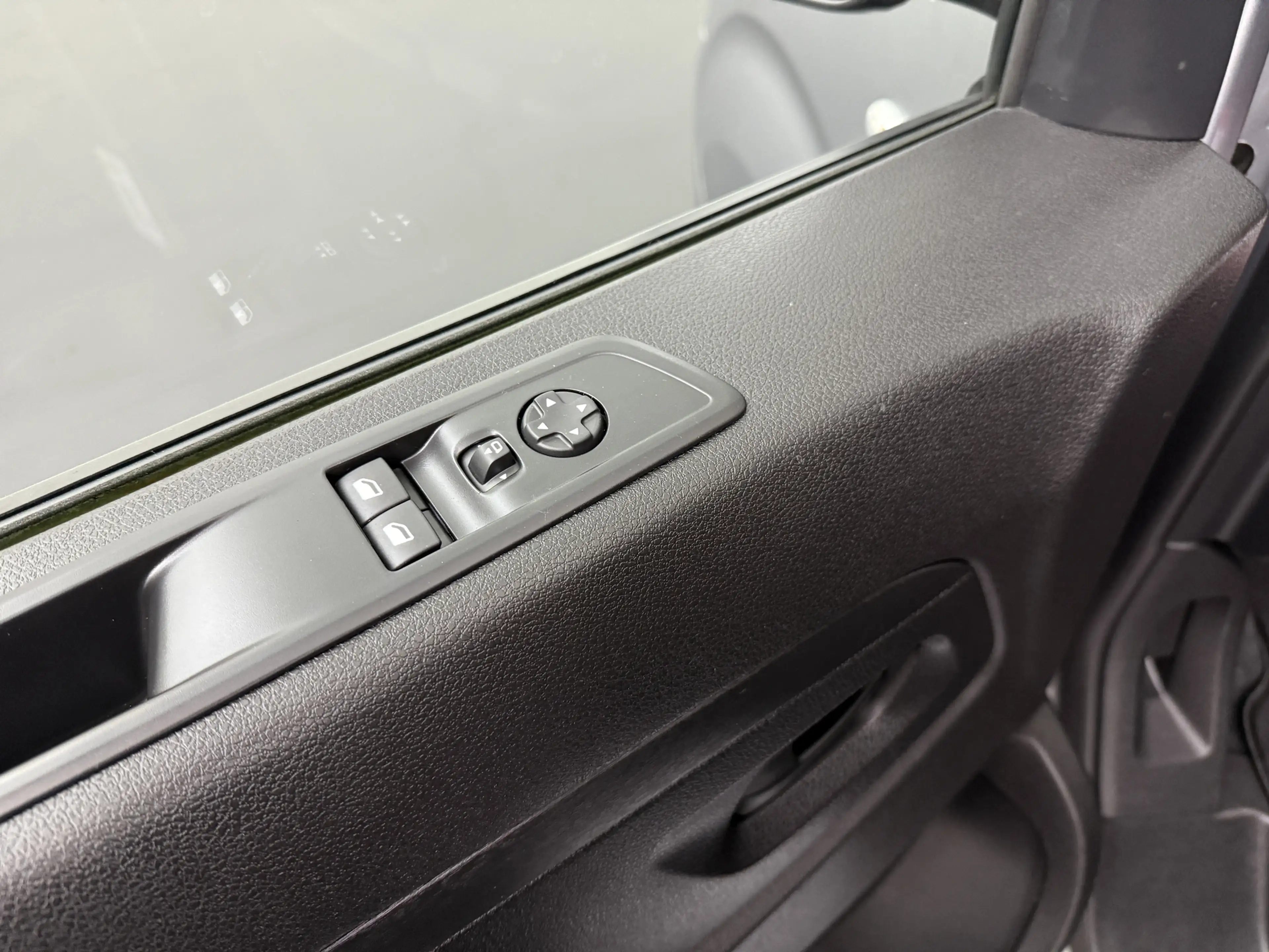 Peugeot Expert 2.0 BlueHDI 145PK S&S Lang | Multimedia | Navigati — photo 8