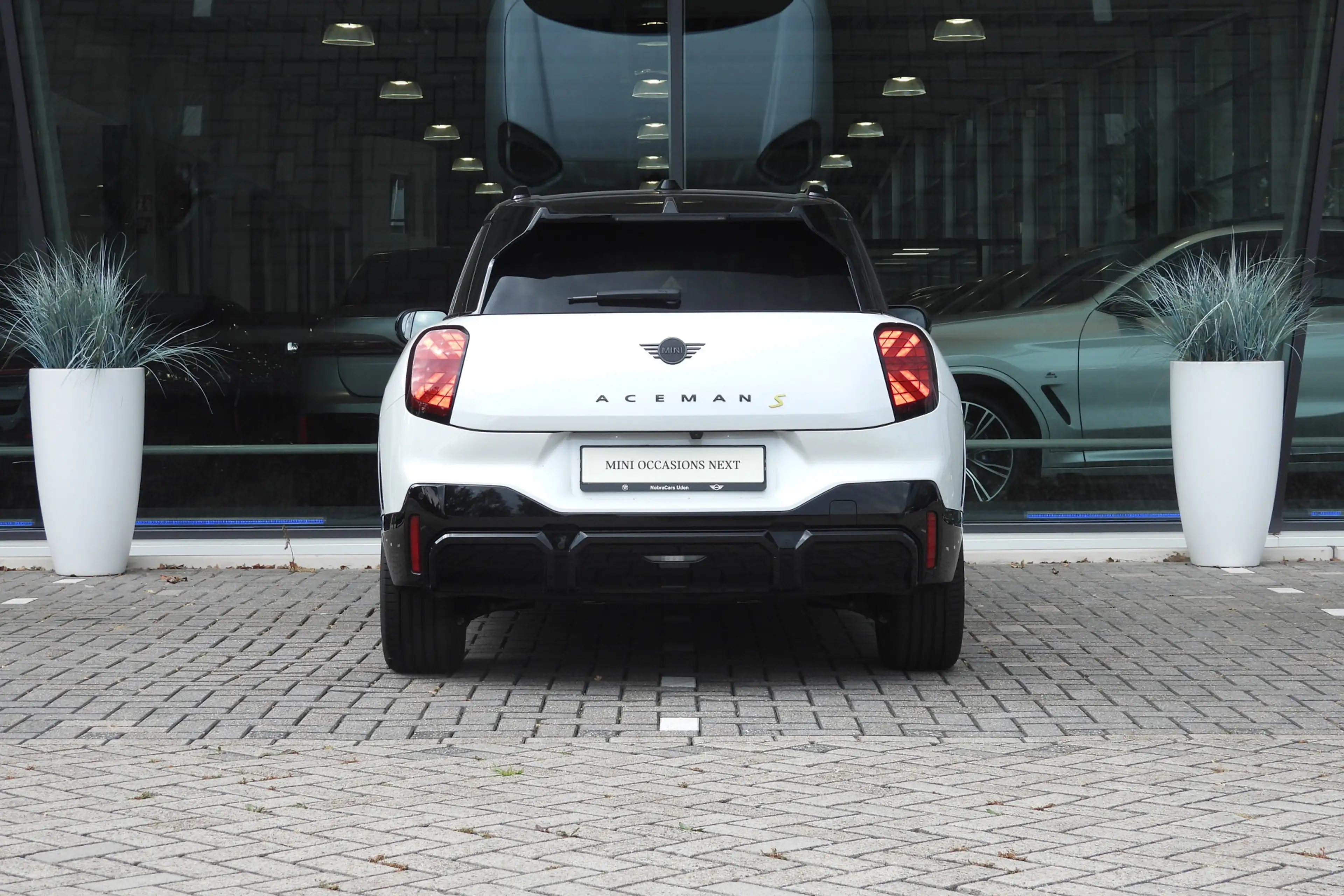 MINI Aceman SE / JCW / Pakket M / 18" John Cooper Works Slide — photo 15