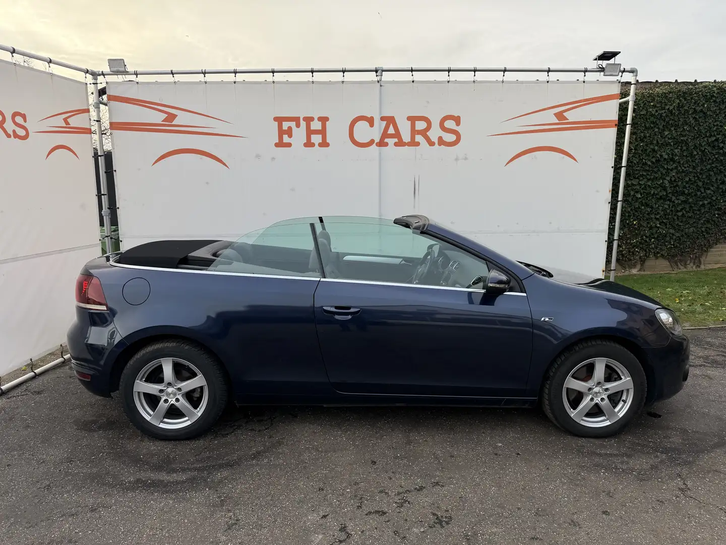 Volkswagen Golf Cabriolet Cabrio 1.4 TSI DSG Exclusive *LED*GPS*LEDER*FULL* Bleu - 2