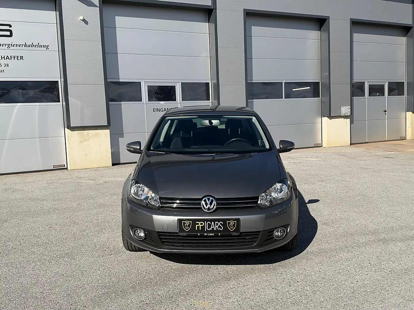 Volkswagen Golf Comfortline 2,0 4MOTION TDI DPF Grau - 2