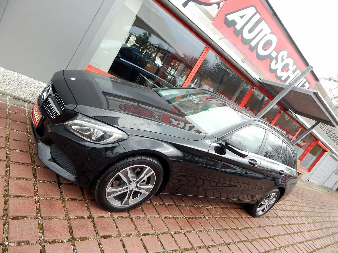 Mercedes-Benz C 200 d T NAVI LED SPORTSITZE SITZHZG PDC Schwarz - 1