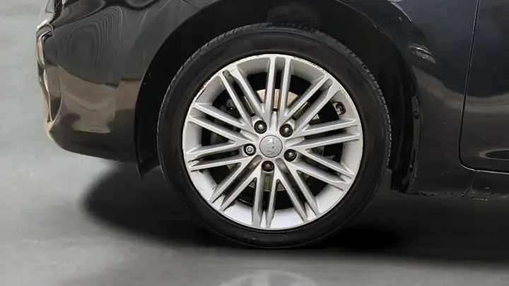 Kia Carens 1.6 GDi Drive 5p 2017, foto 16