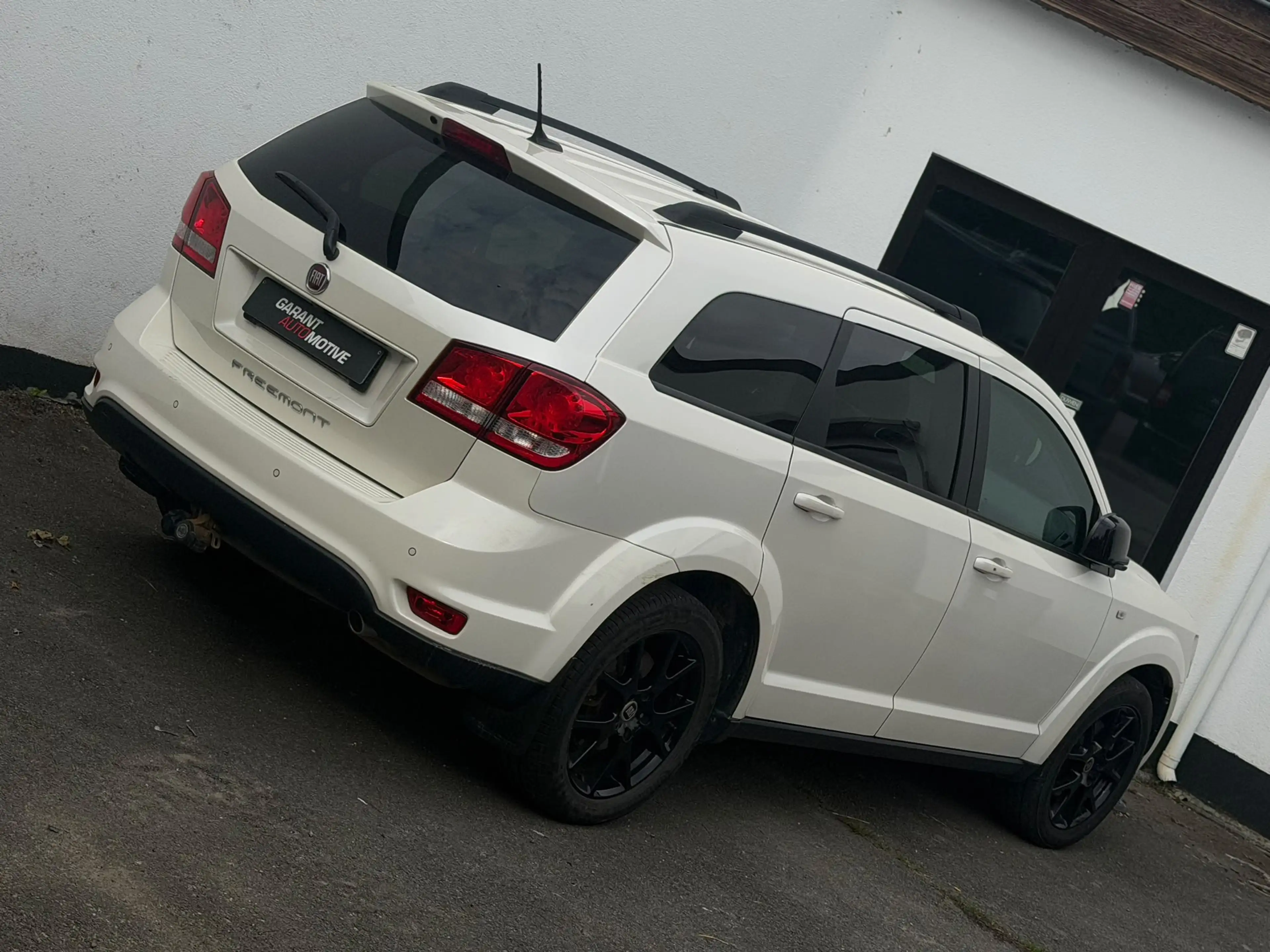 Fiat Freemont Freemont 2.0 MultiJet Black Code — photo 6