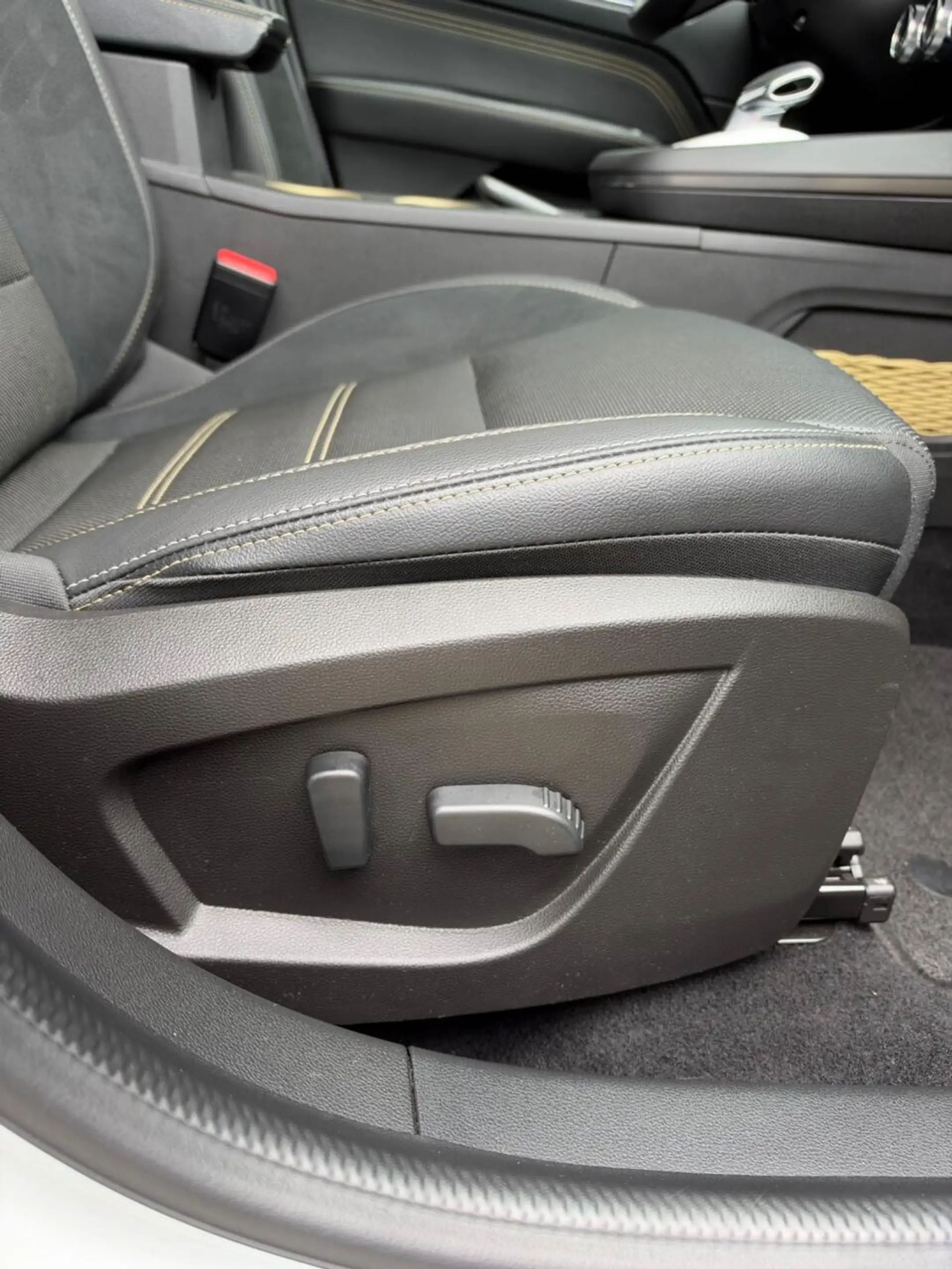 Renault Arkana 1.6 E-Tech hybrid 145 E-Tech engineered — photo 14