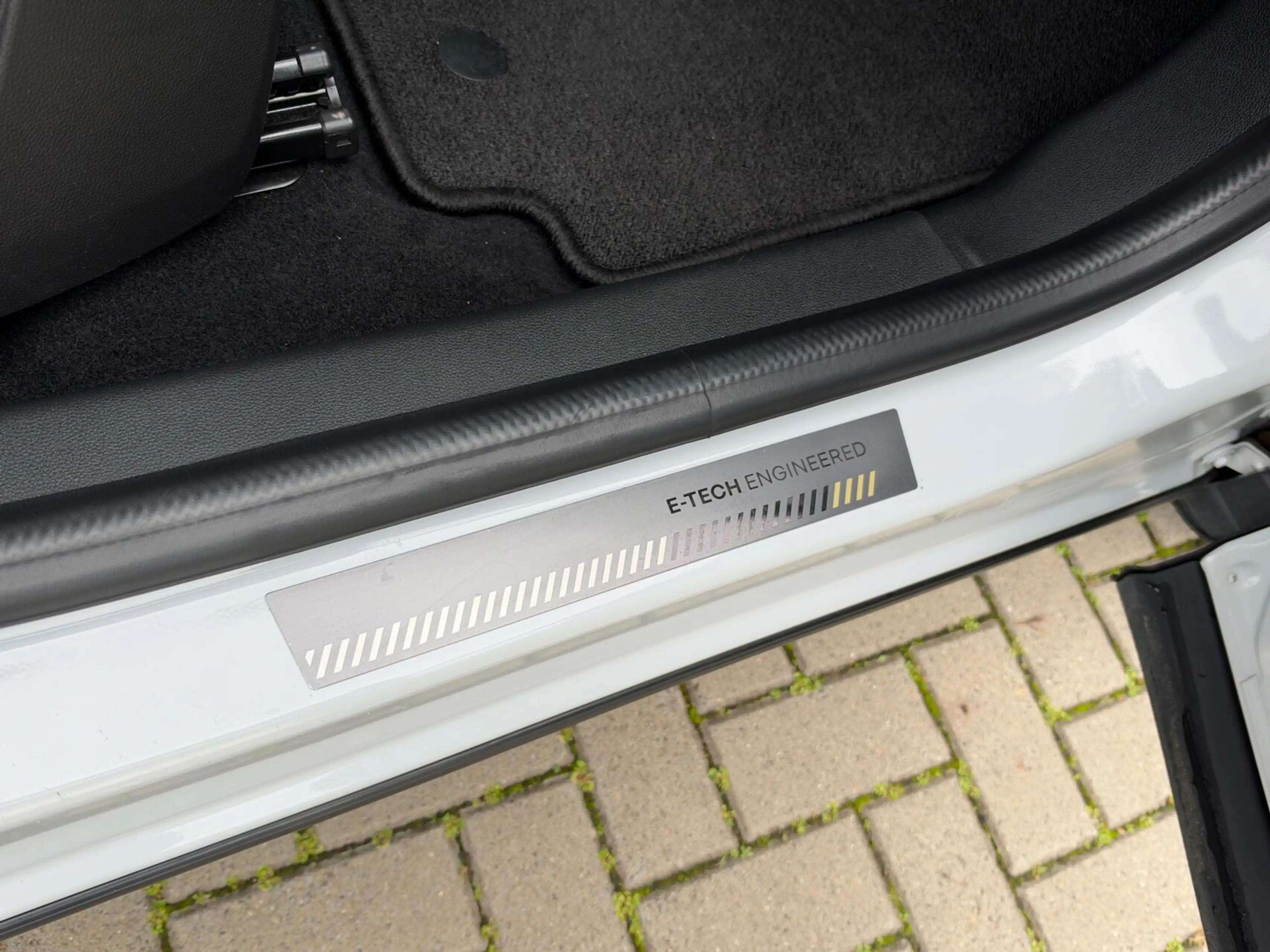 Renault Arkana 1.6 E-Tech hybrid 145 E-Tech engineered — photo 27