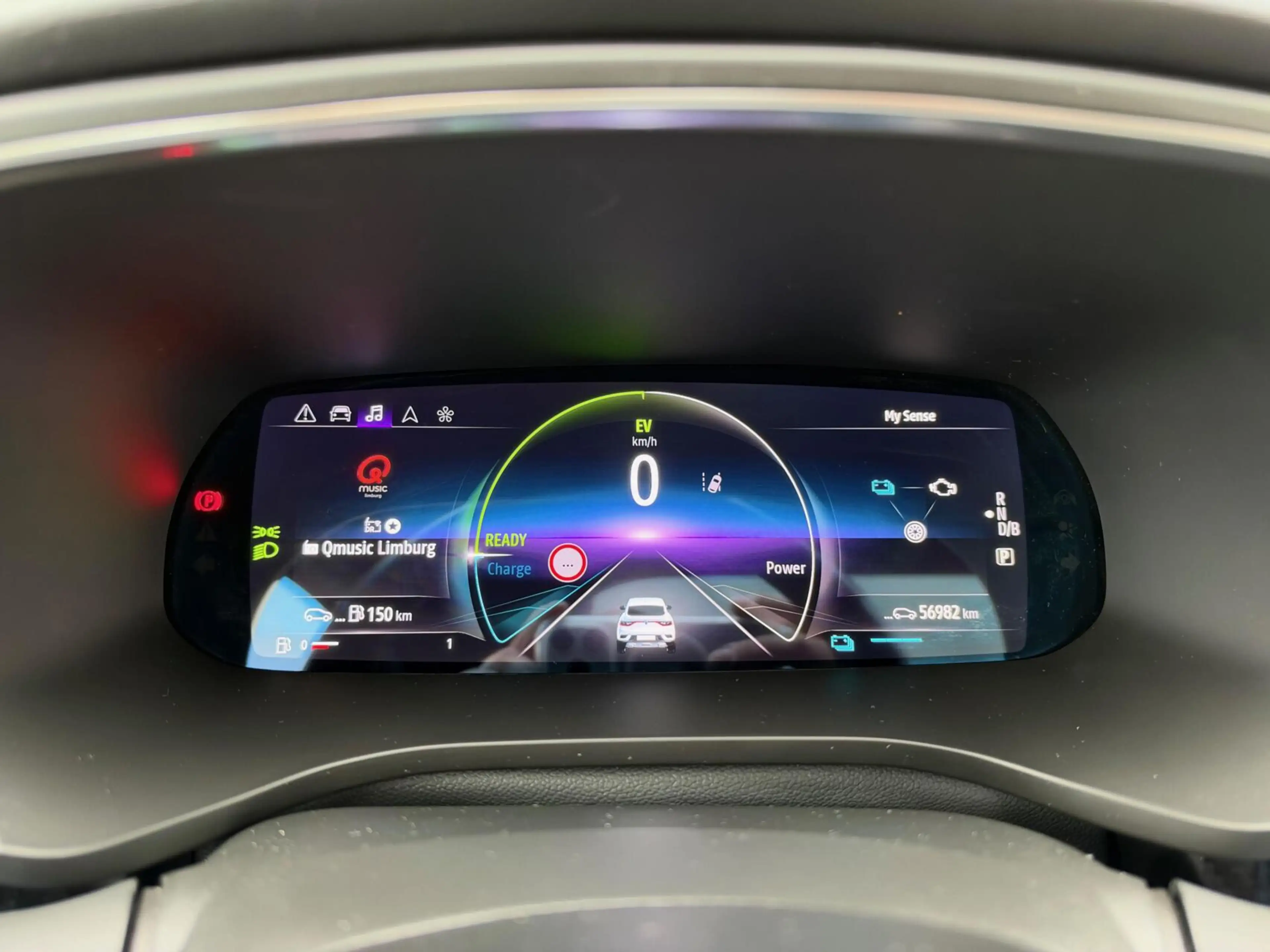 Renault Arkana 1.6 E-Tech hybrid 145 E-Tech engineered — photo 22