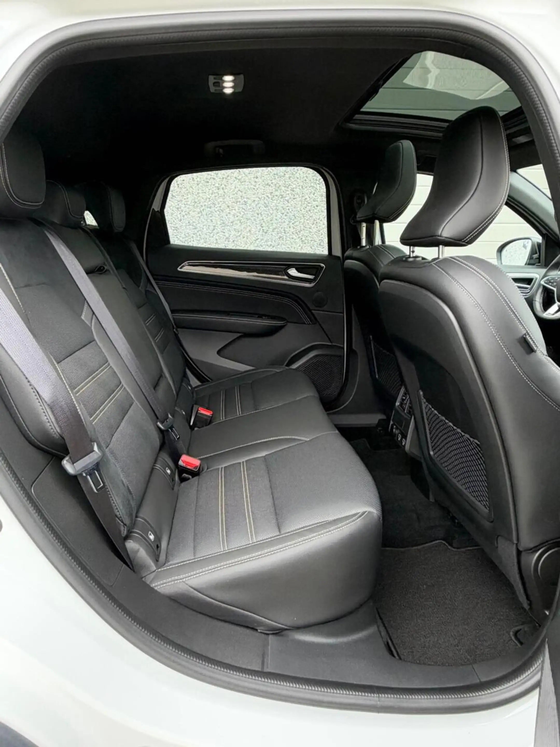 Renault Arkana 1.6 E-Tech hybrid 145 E-Tech engineered — photo 13