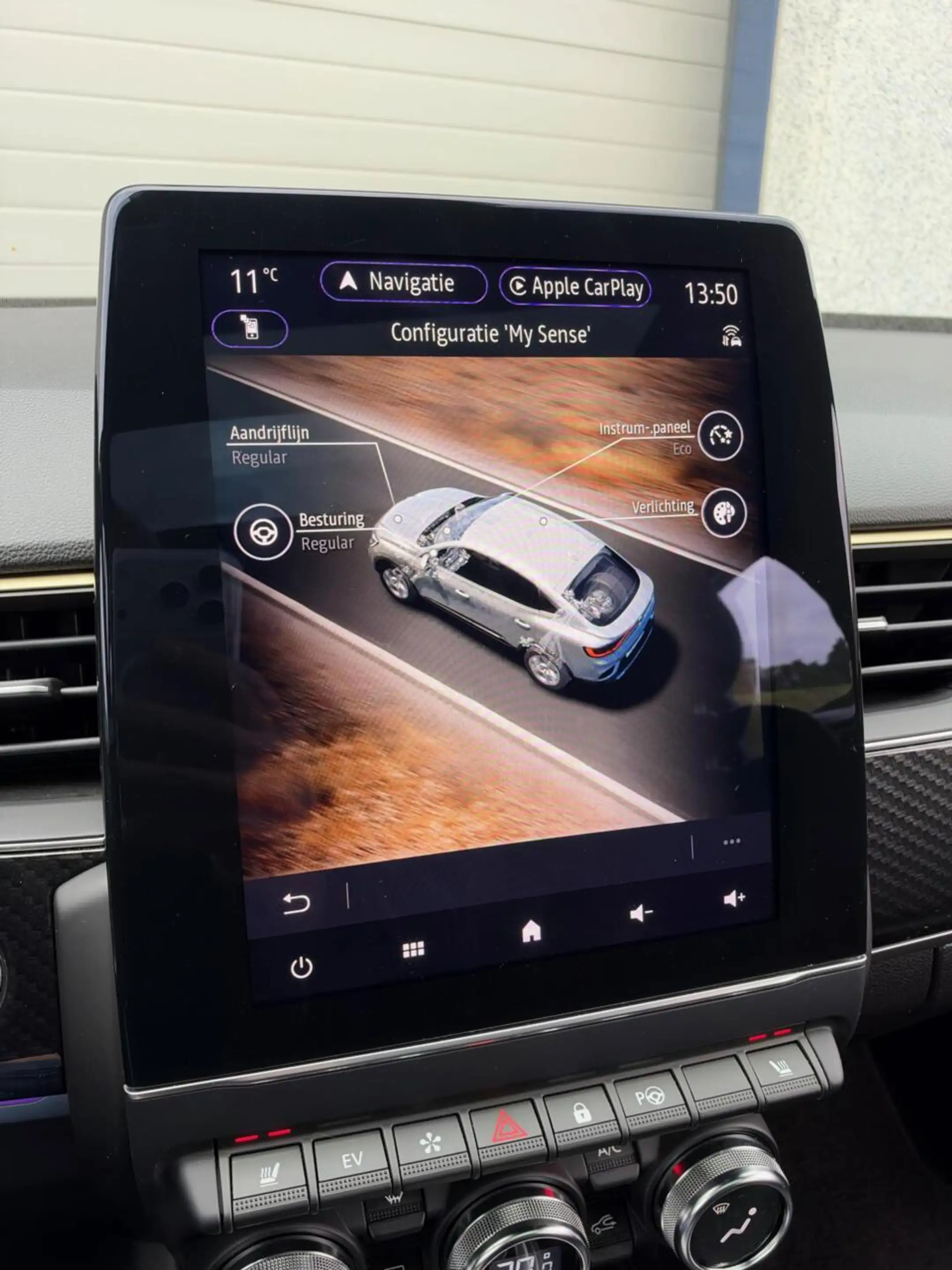 Renault Arkana 1.6 E-Tech hybrid 145 E-Tech engineered — photo 26