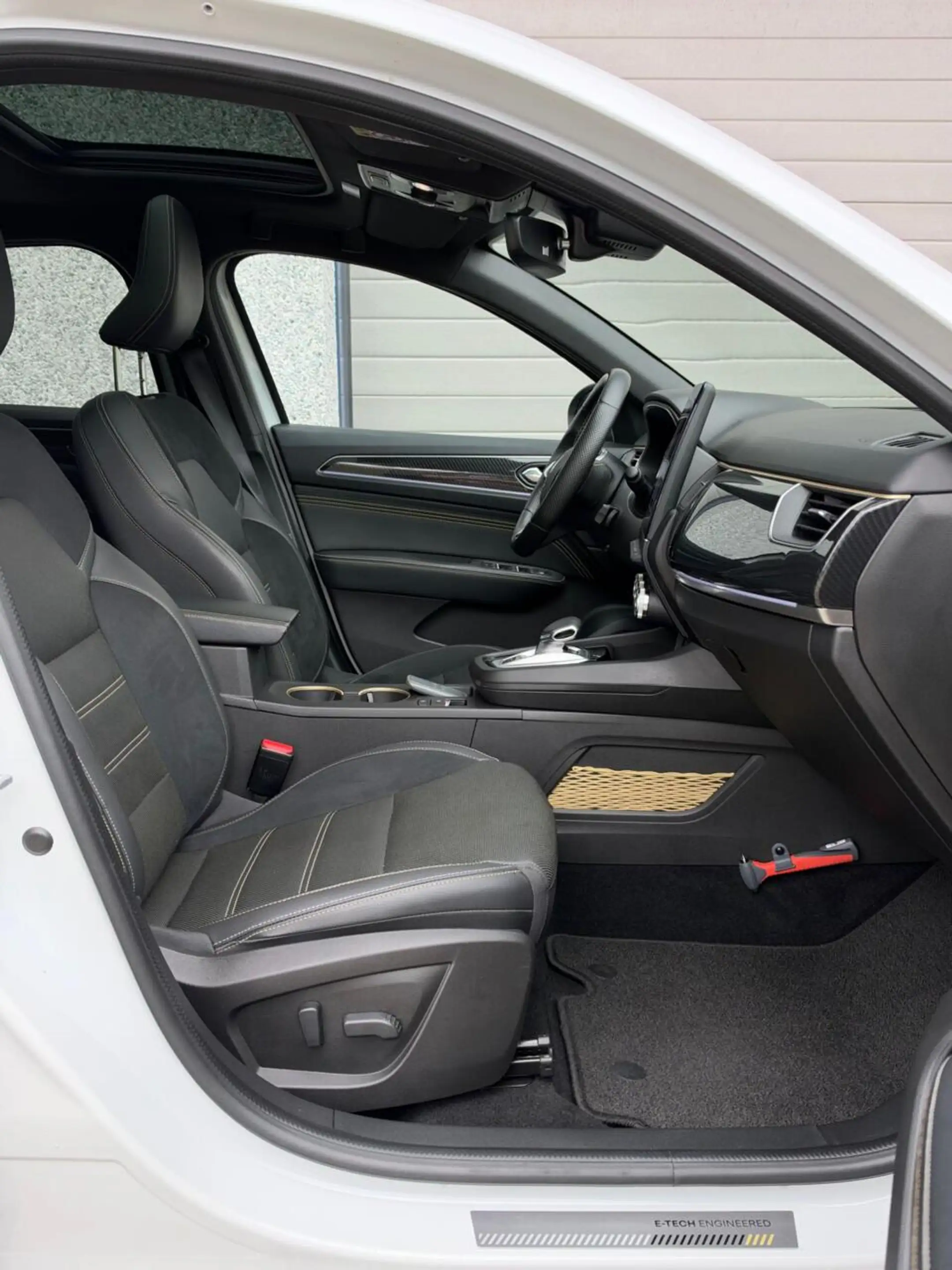 Renault Arkana 1.6 E-Tech hybrid 145 E-Tech engineered — photo 10