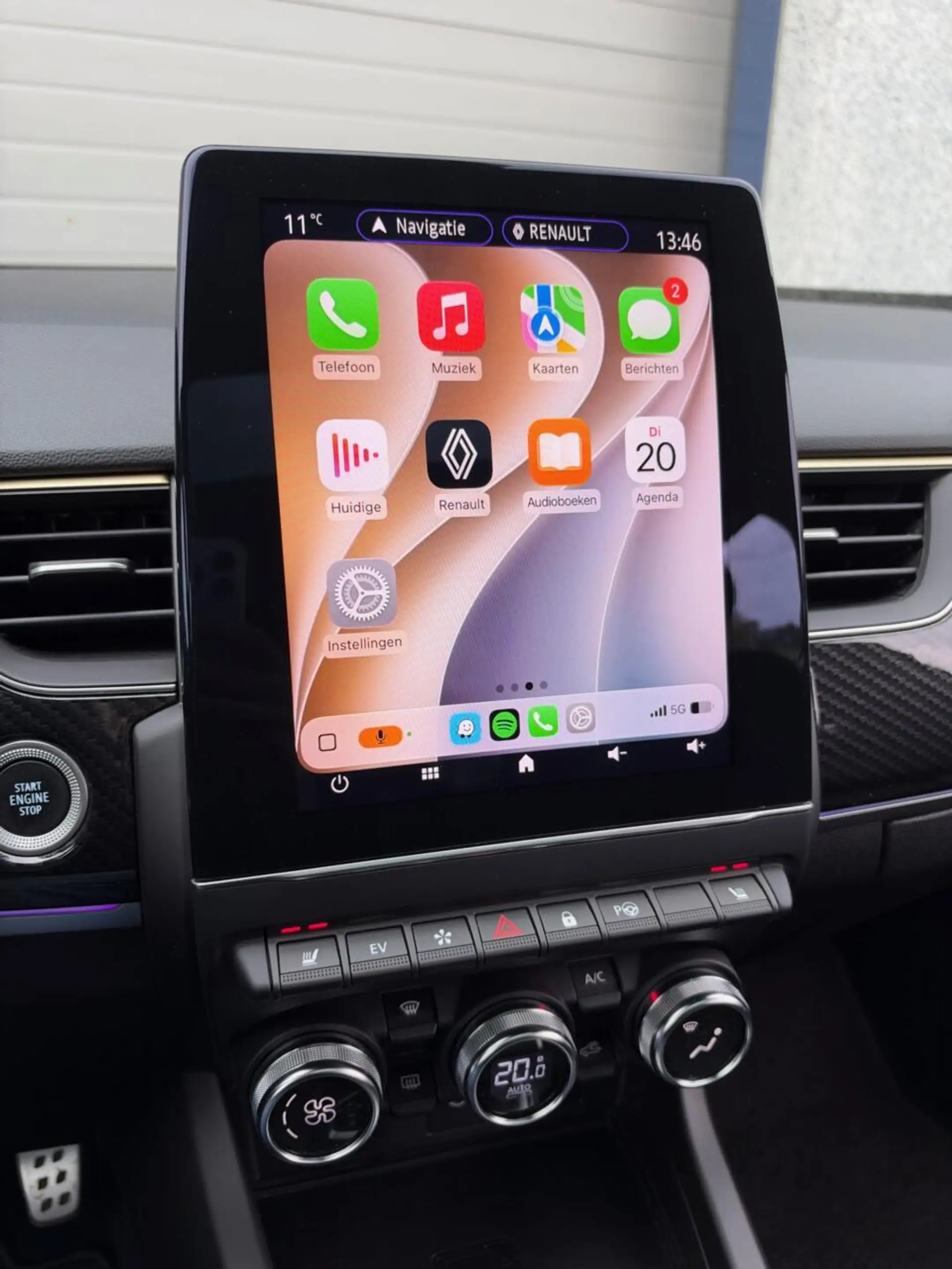 Renault Arkana 1.6 E-Tech hybrid 145 E-Tech engineered — photo 23