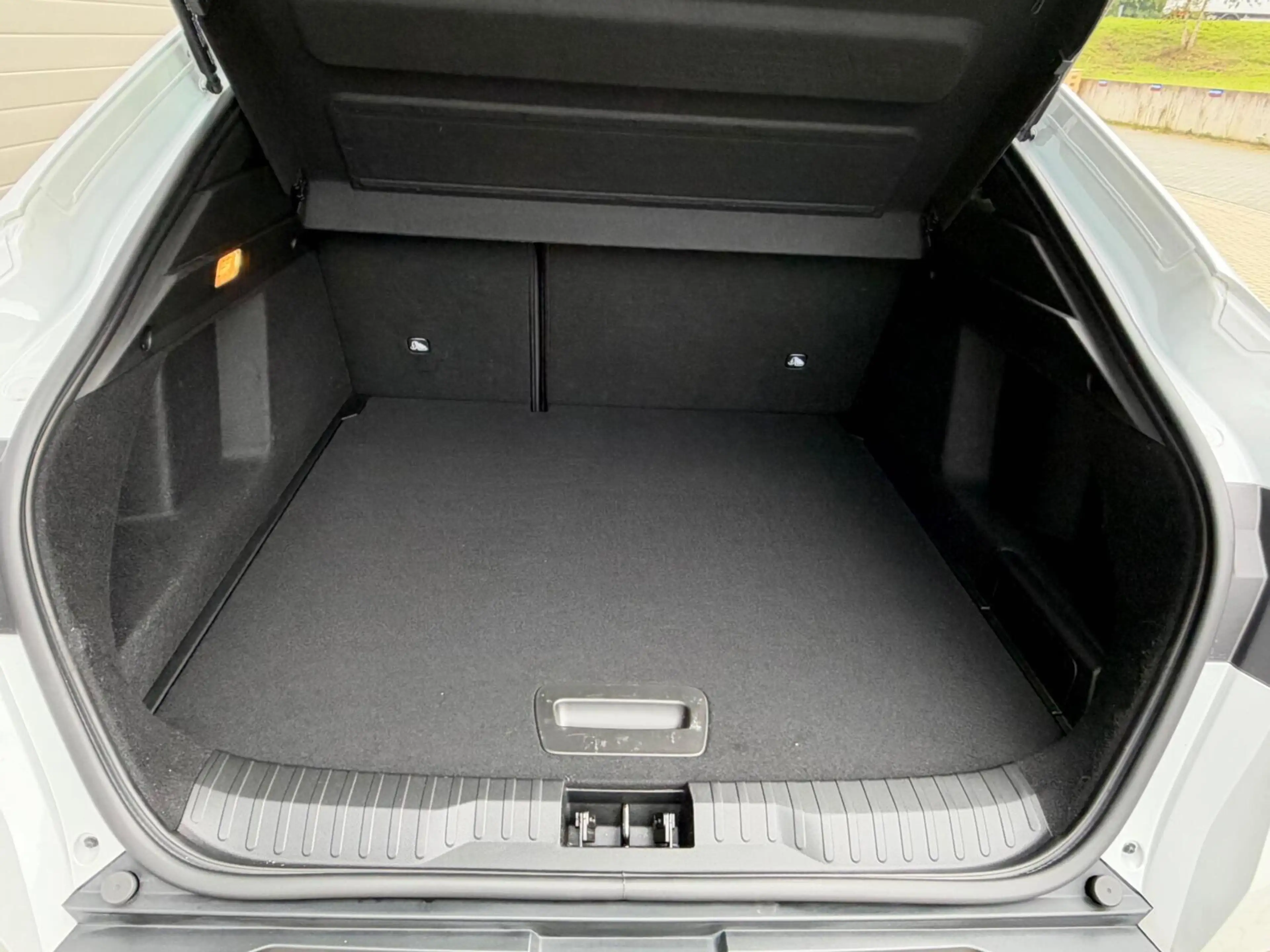 Renault Arkana 1.6 E-Tech hybrid 145 E-Tech engineered — photo 36