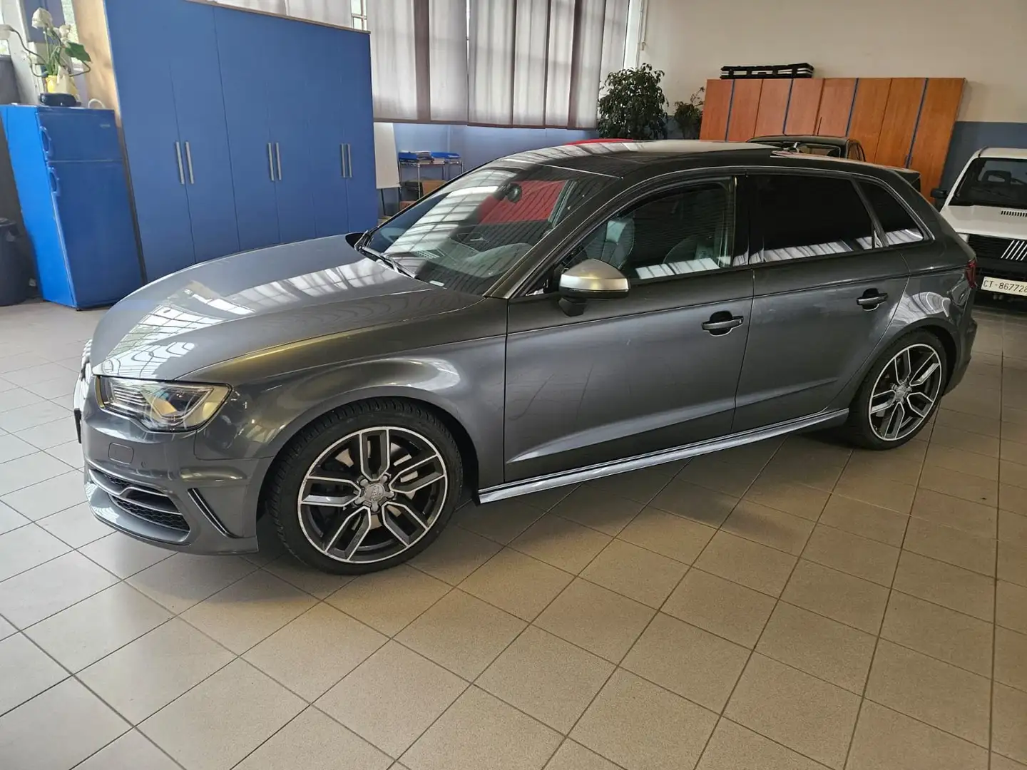 Audi S3 A3 S3 Sportback 2.0 tfsi quattro s-tronic Gris - 1