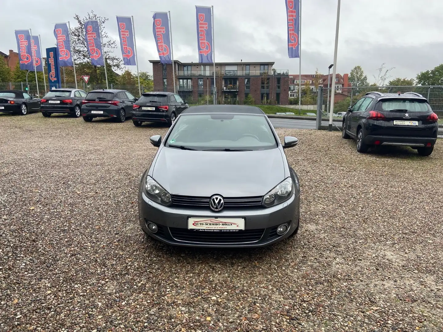 Volkswagen Golf 1.2 TSI LOUNGE BMT Cabriolet Grau - 1