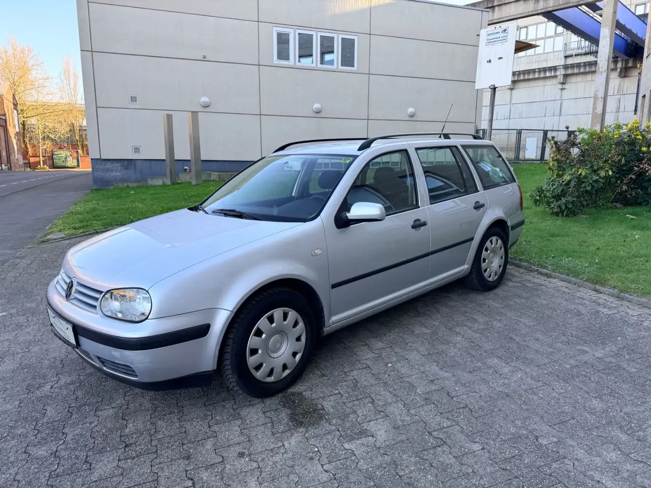 Volkswagen Golf 1.6 Automatik Comfortline Variant Klima TÜV, foto 4