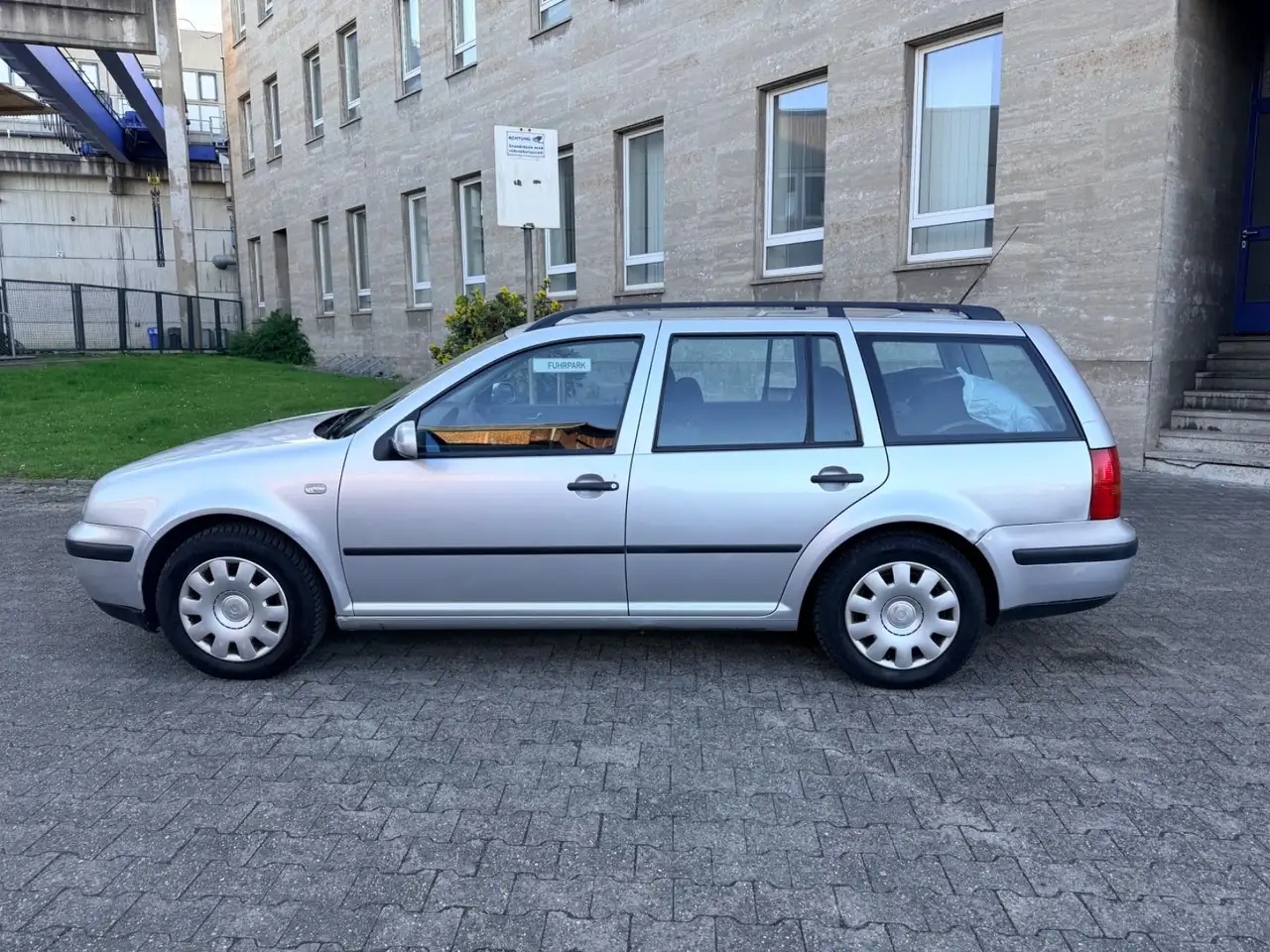 Volkswagen Golf 1.6 Automatik Comfortline Variant Klima TÜV, foto 5