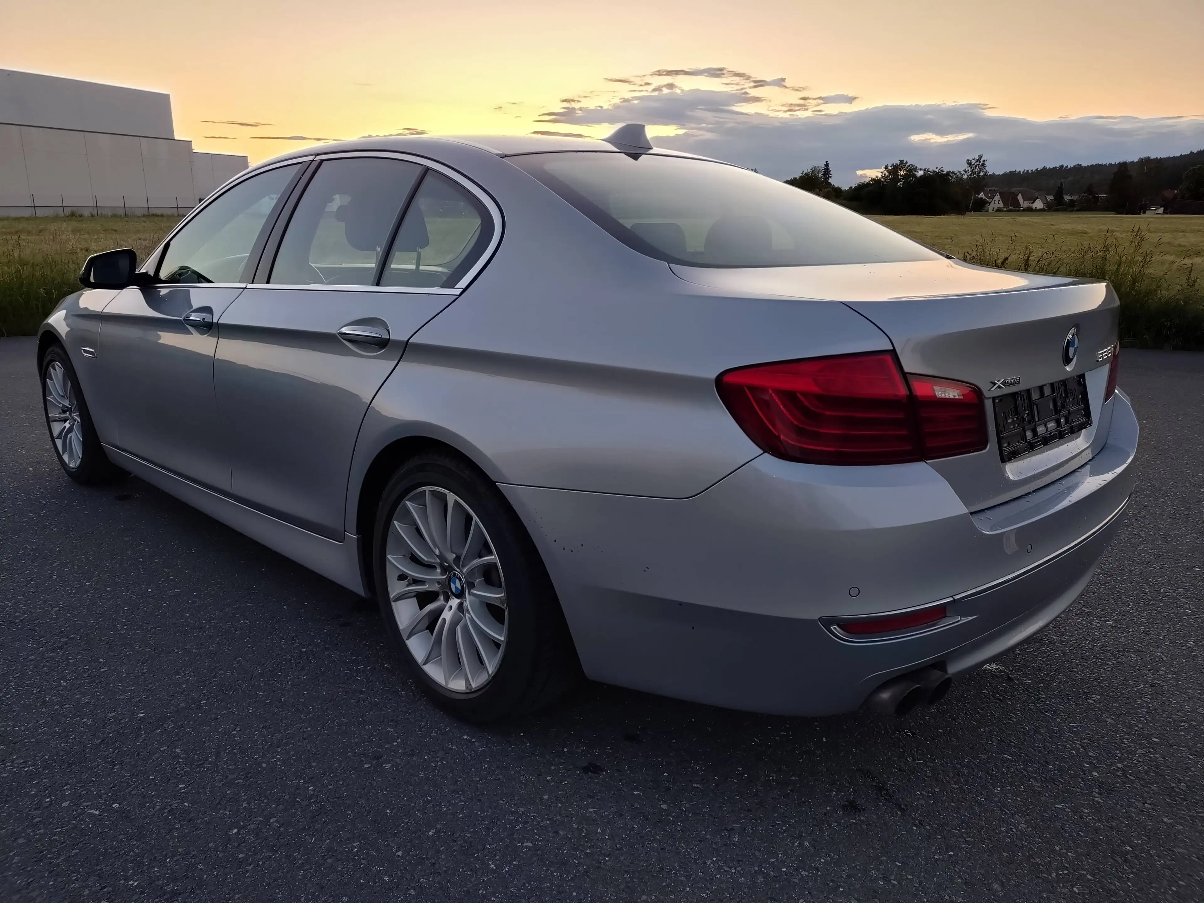 BMW 528 Xdrive — photo 7