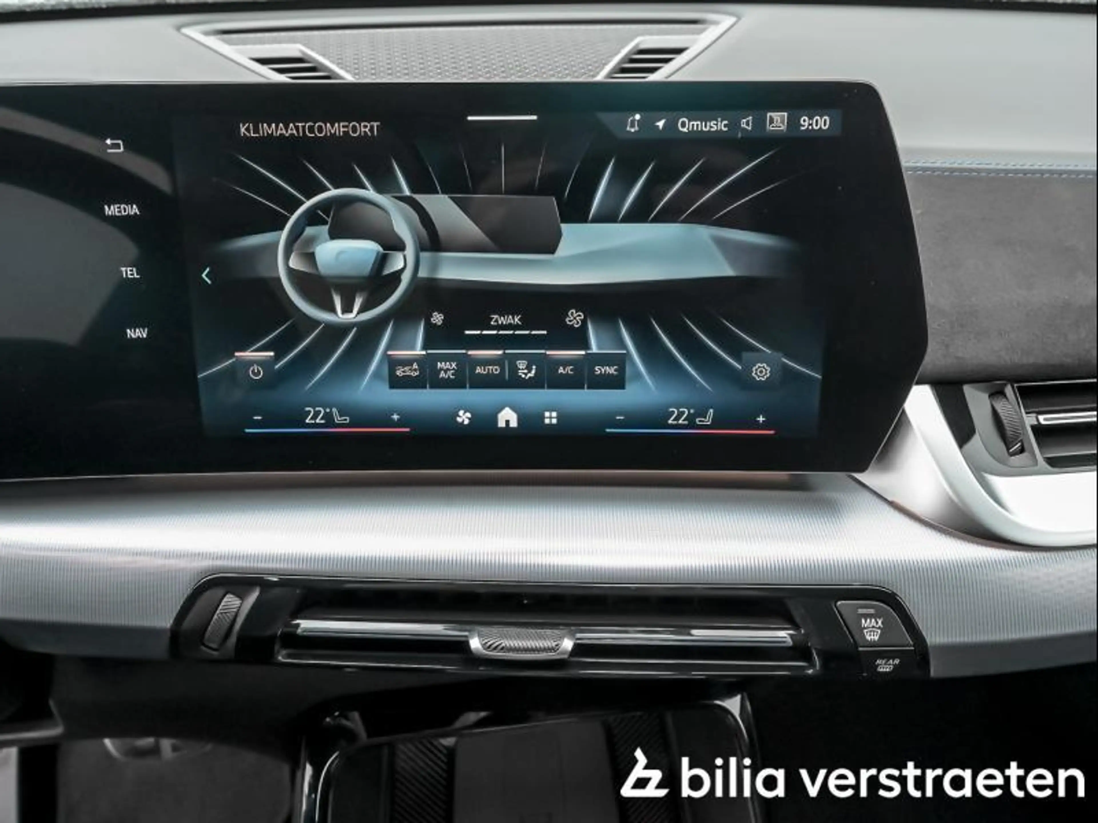 BMW iX2 eDrive20 MPRO - KEYLESS - TREKHAAK - ADAP LED — photo 12