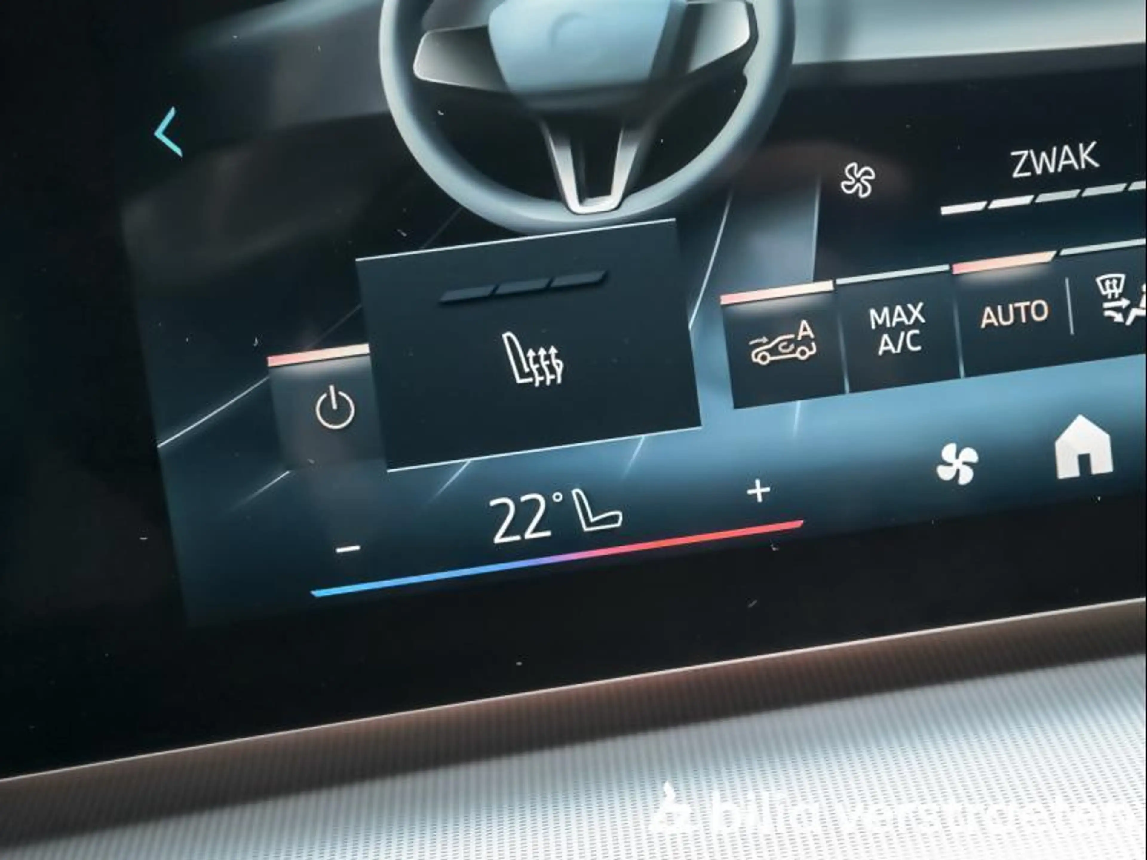 BMW iX2 eDrive20 MPRO - KEYLESS - TREKHAAK - ADAP LED — photo 13