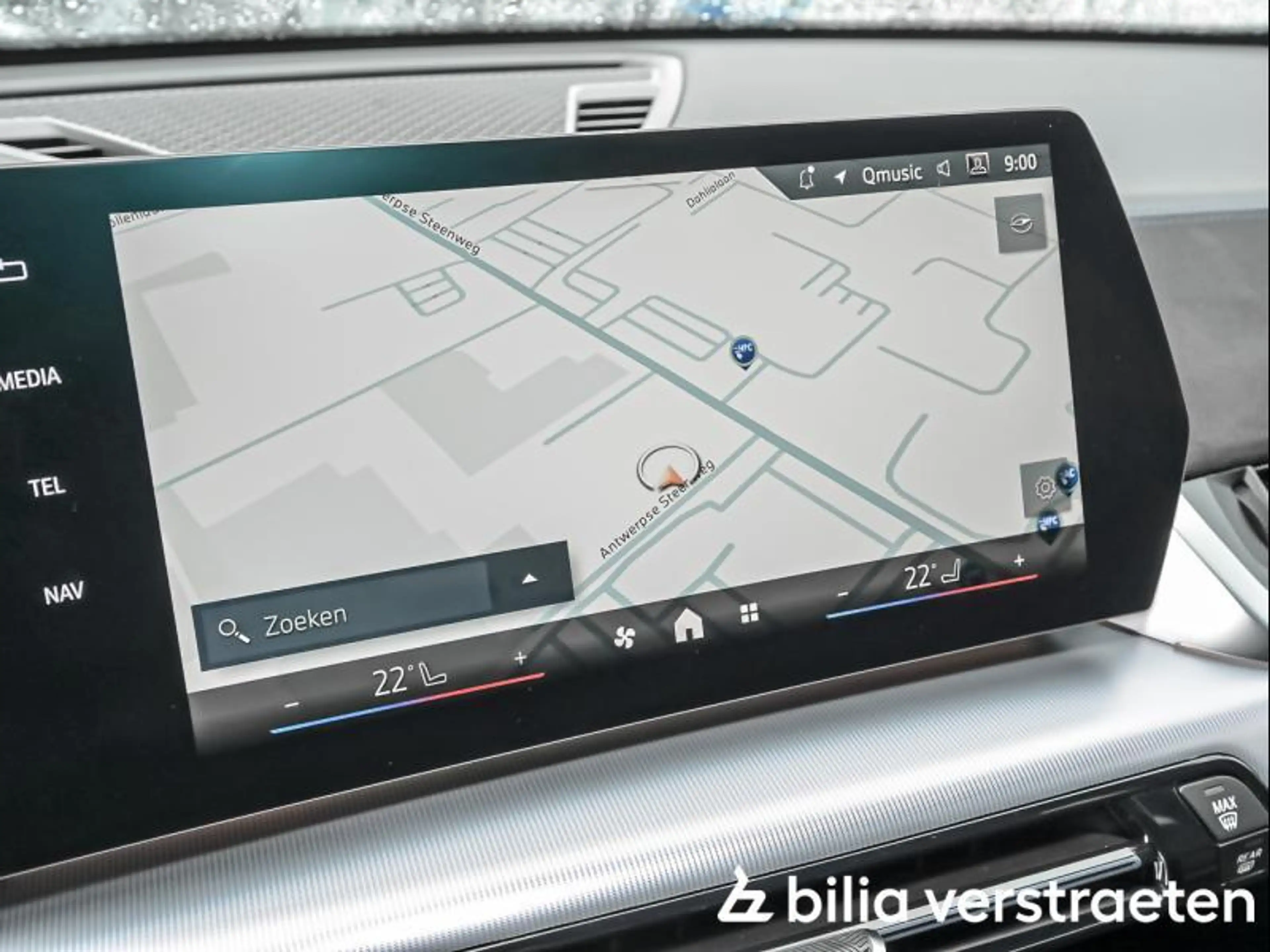 BMW iX2 eDrive20 MPRO - KEYLESS - TREKHAAK - ADAP LED — photo 14